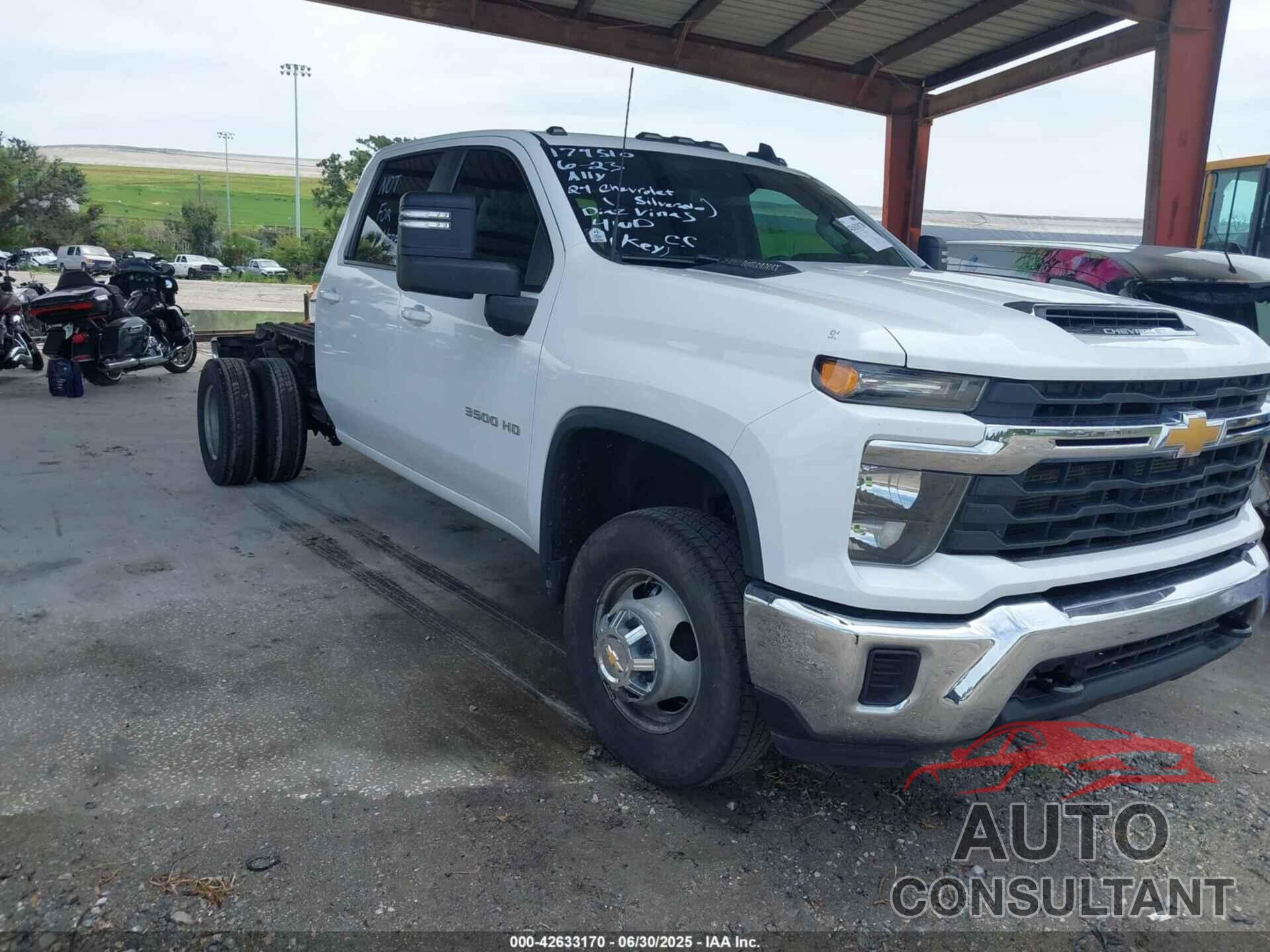 CHEVROLET SILVERADO 3500HD 2024 - 1GC4YTEYXRF179510
