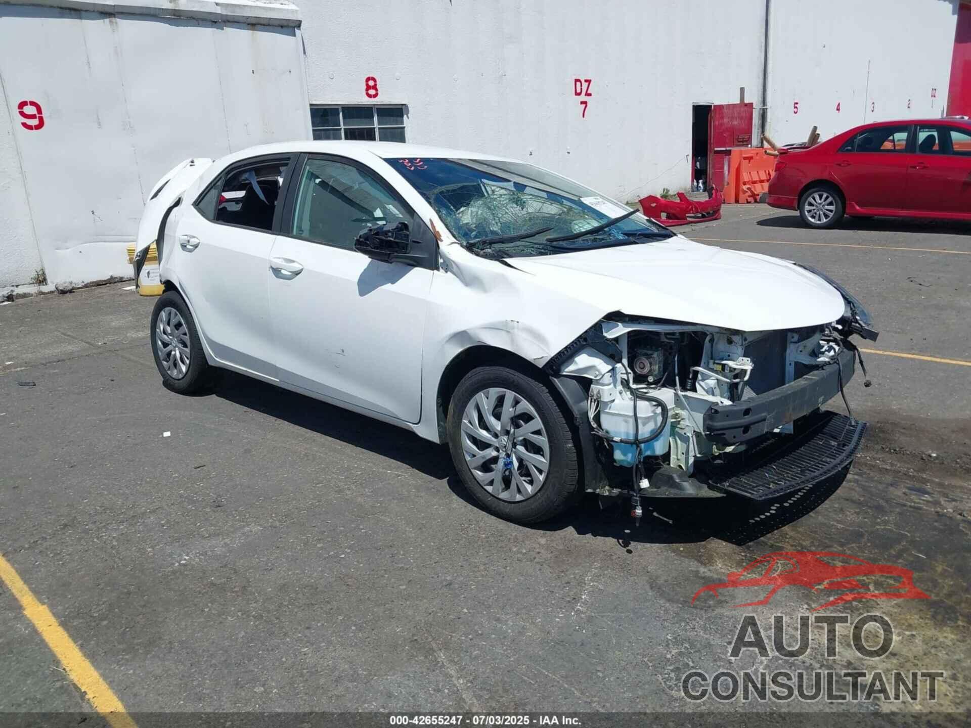 TOYOTA COROLLA 2018 - 2T1BURHE0JC090596
