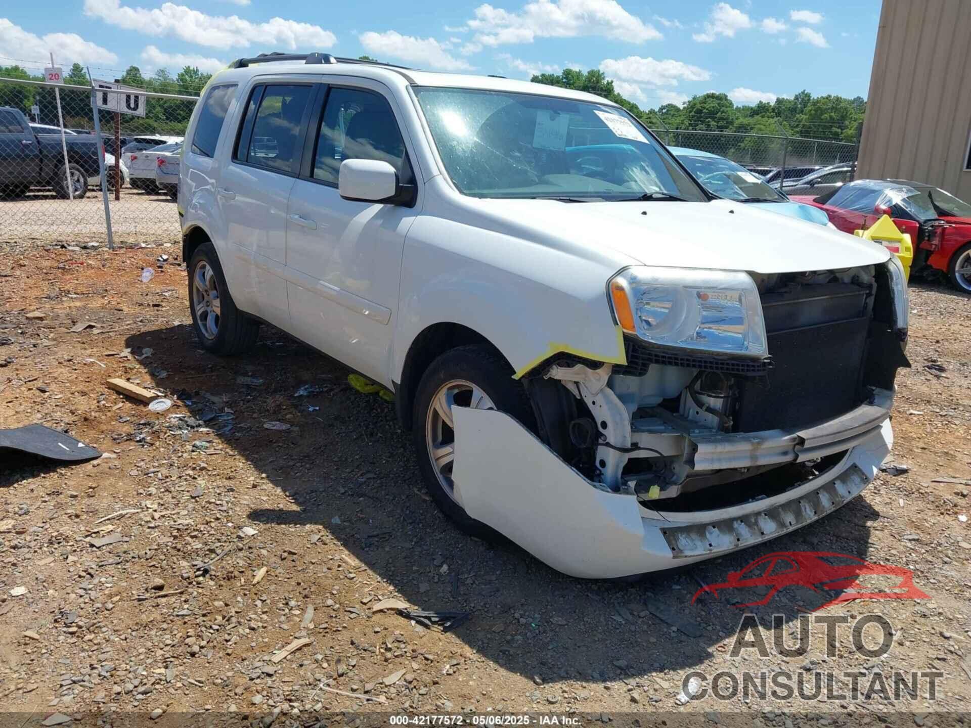 HONDA PILOT 2015 - 5FNYF3H5XFB014016