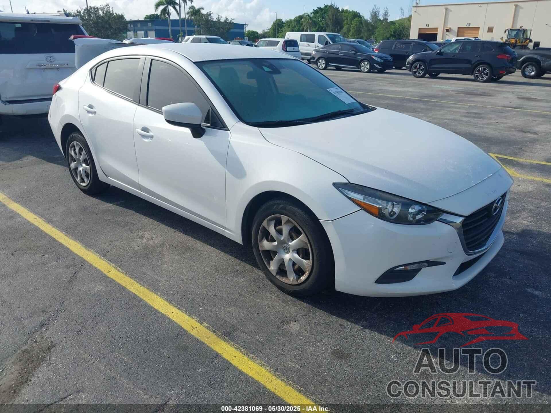 MAZDA MAZDA3 2018 - 3MZBN1U79JM226475