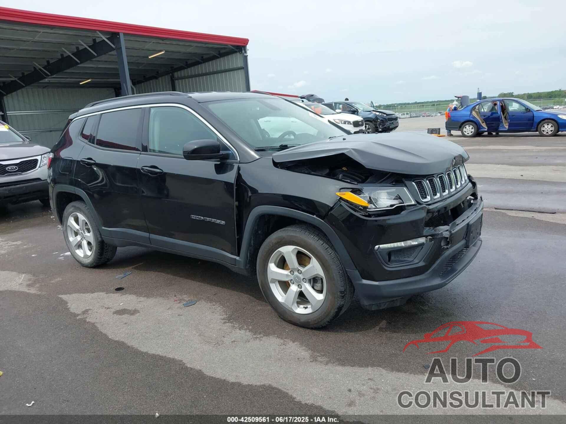 JEEP COMPASS 2018 - 3C4NJDBB7JT232821