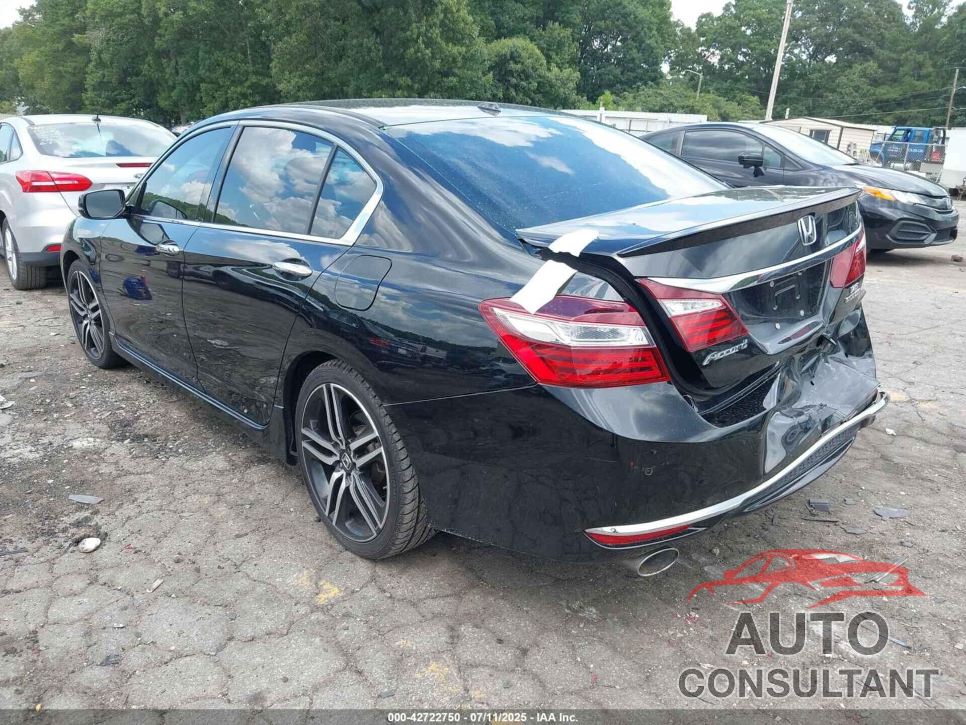 HONDA ACCORD 2017 - 1HGCR3F92HA005007