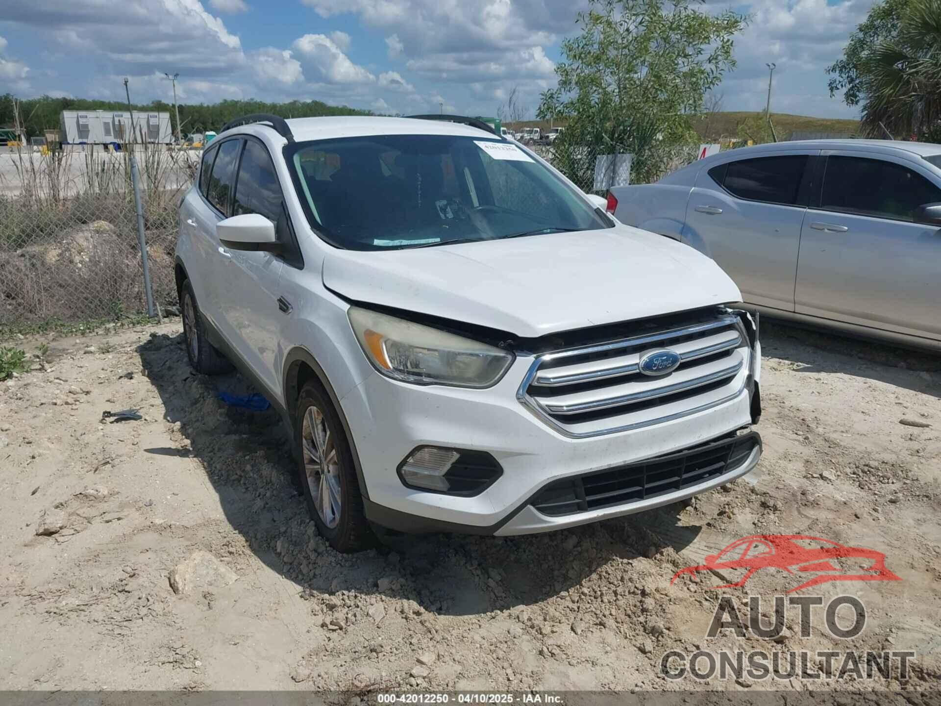 FORD ESCAPE 2018 - 1FMCU0GD4JUB96962