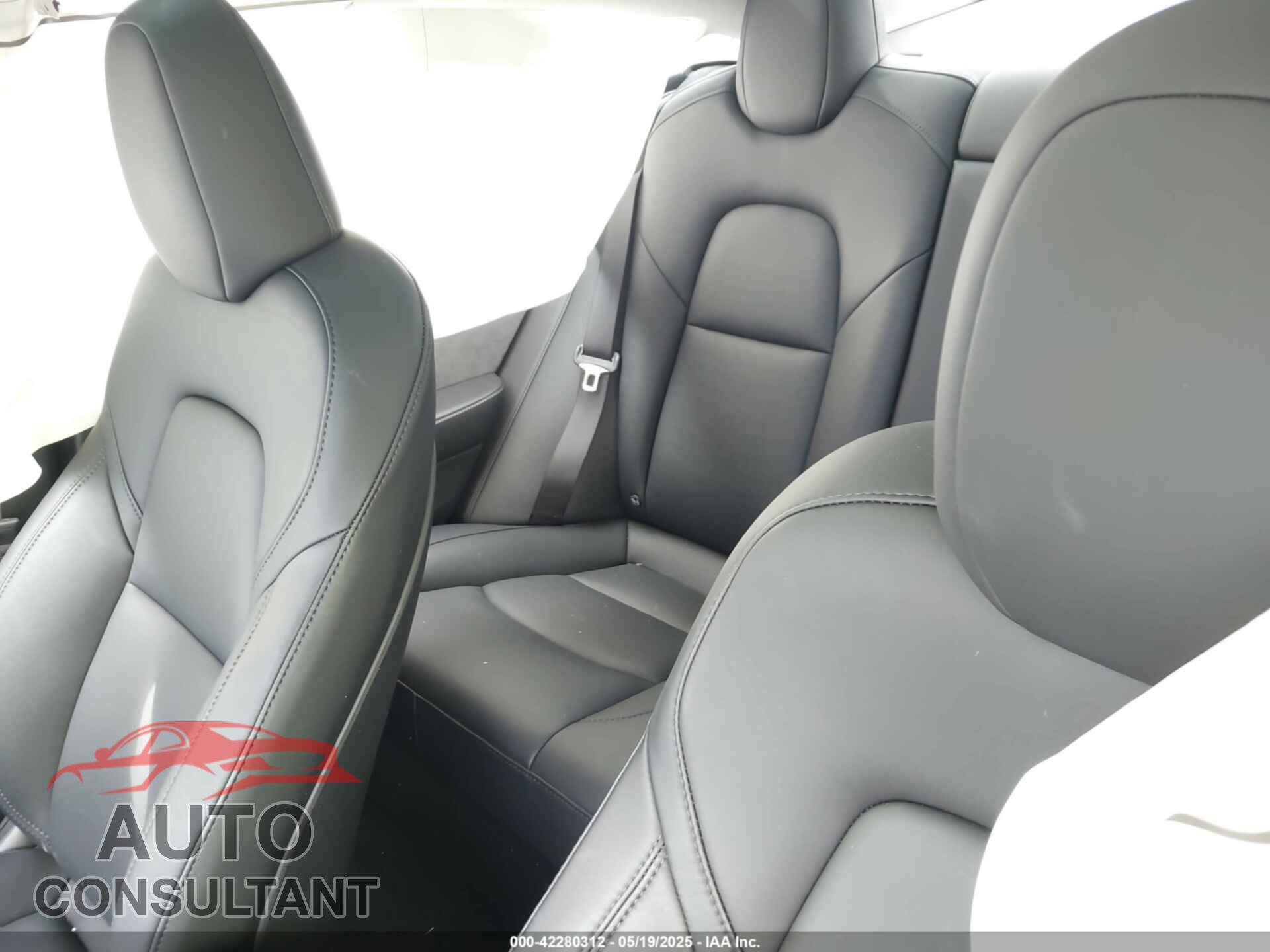 TESLA MODEL 3 2023 - 5YJ3E1EA4PF644621