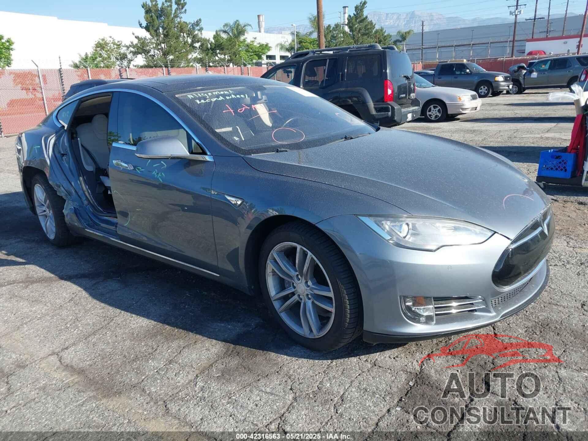 TESLA MODEL S 2014 - 5YJSA1S11EFP35998