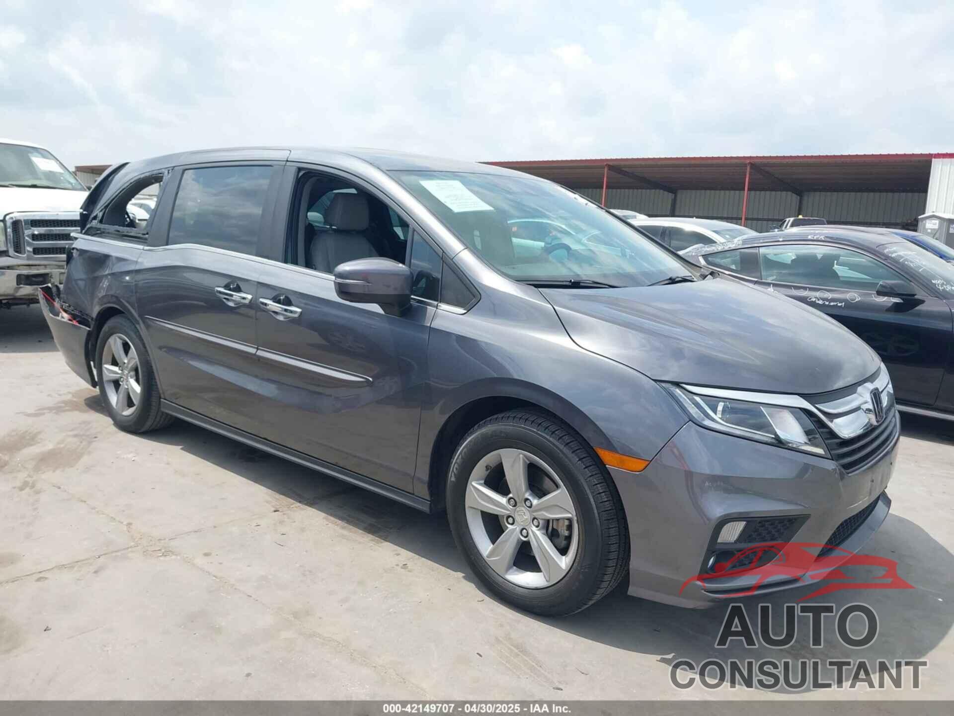 HONDA ODYSSEY 2018 - 5FNRL6H71JB054641
