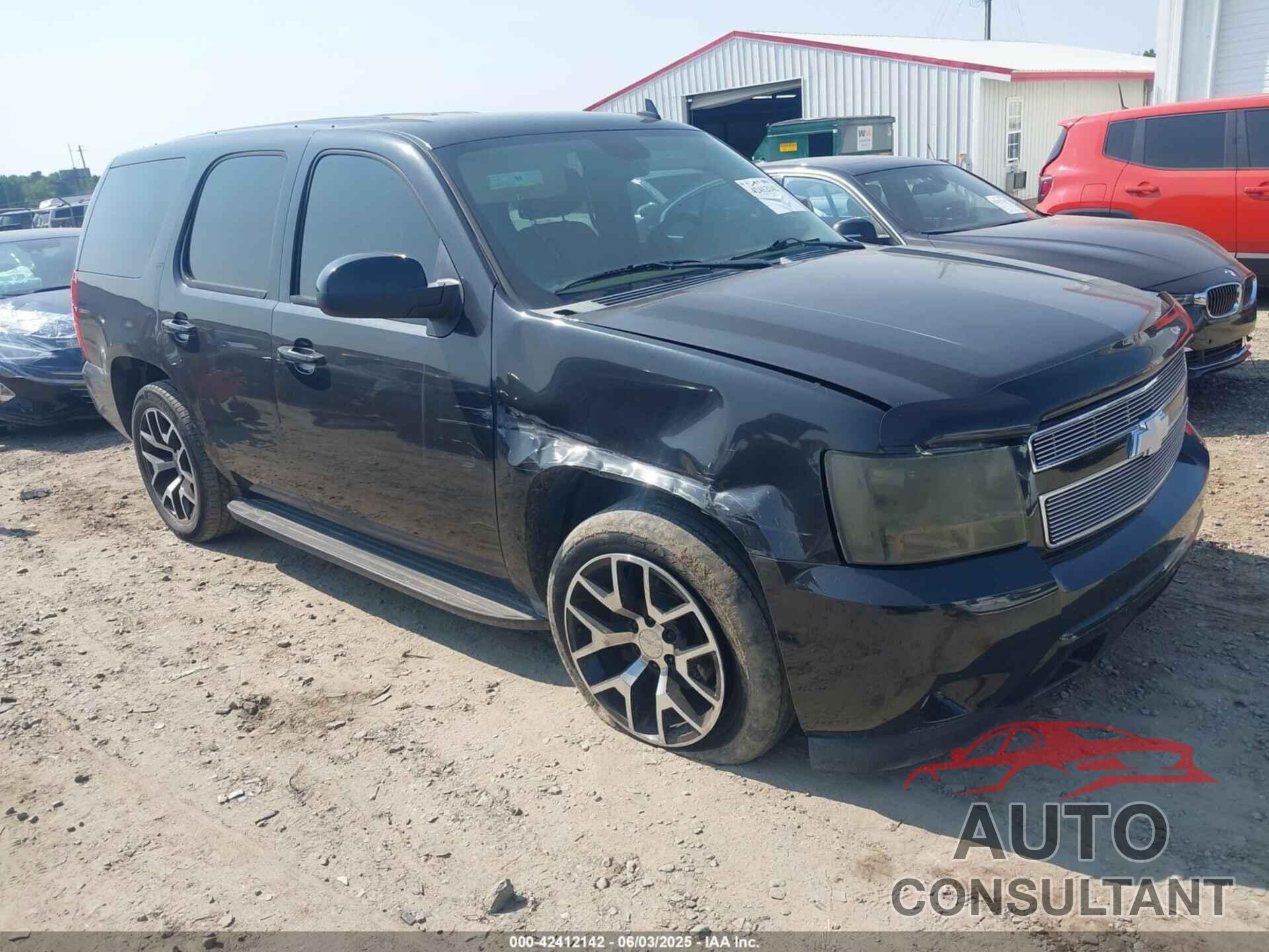 CHEVROLET TAHOE 2011 - 1GNSCBE00BR111237