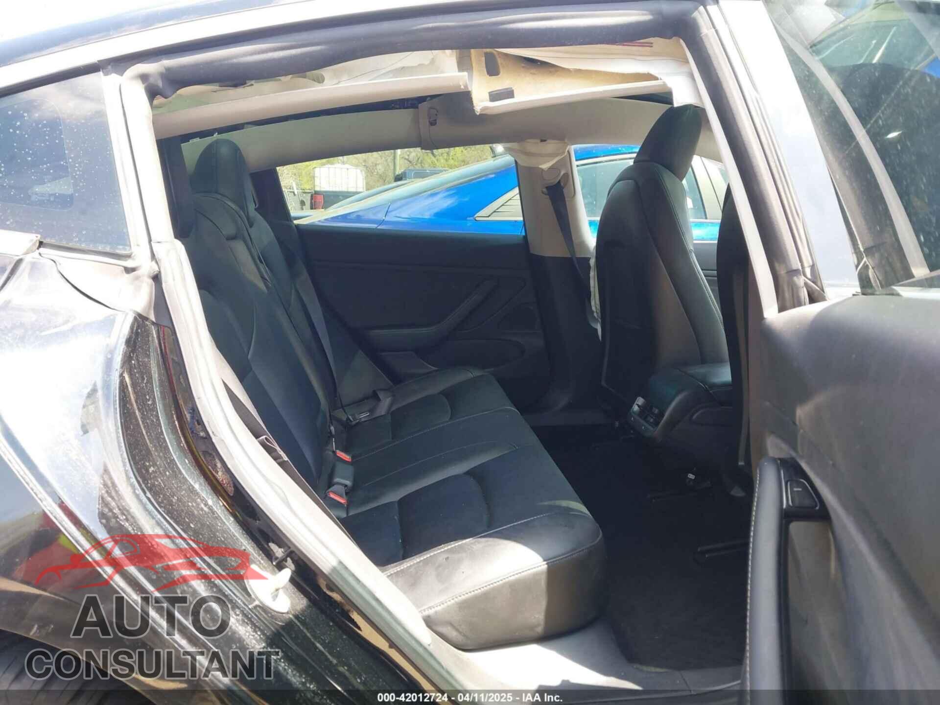 TESLA MODEL 3 2019 - 5YJ3E1EA4KF296859