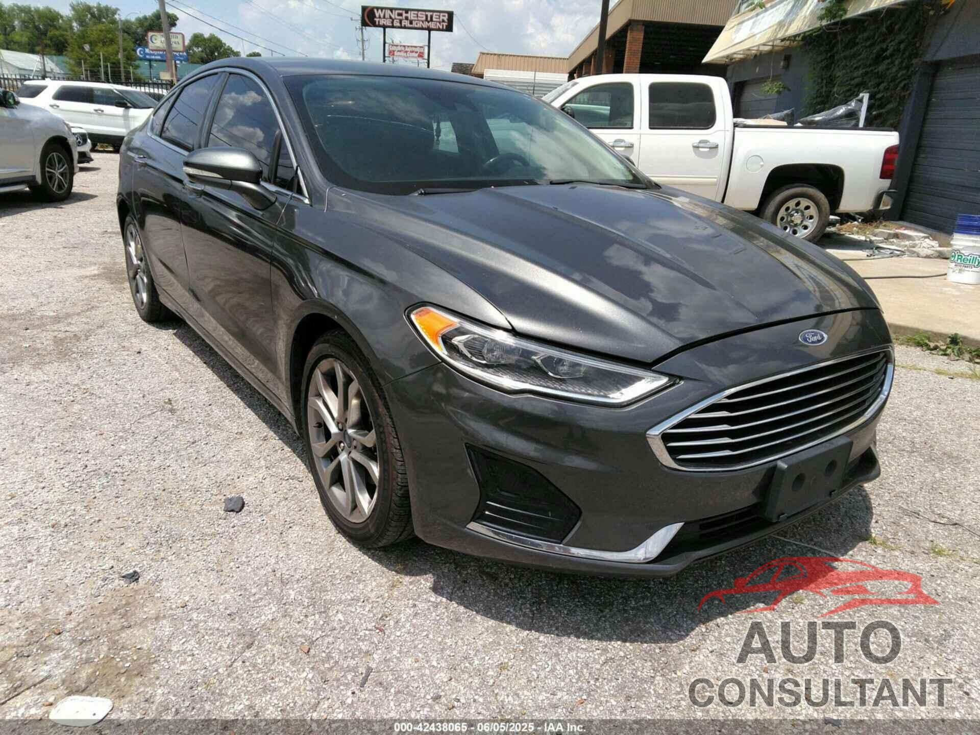 FORD FUSION 2019 - 3FA6P0CD6KR144746