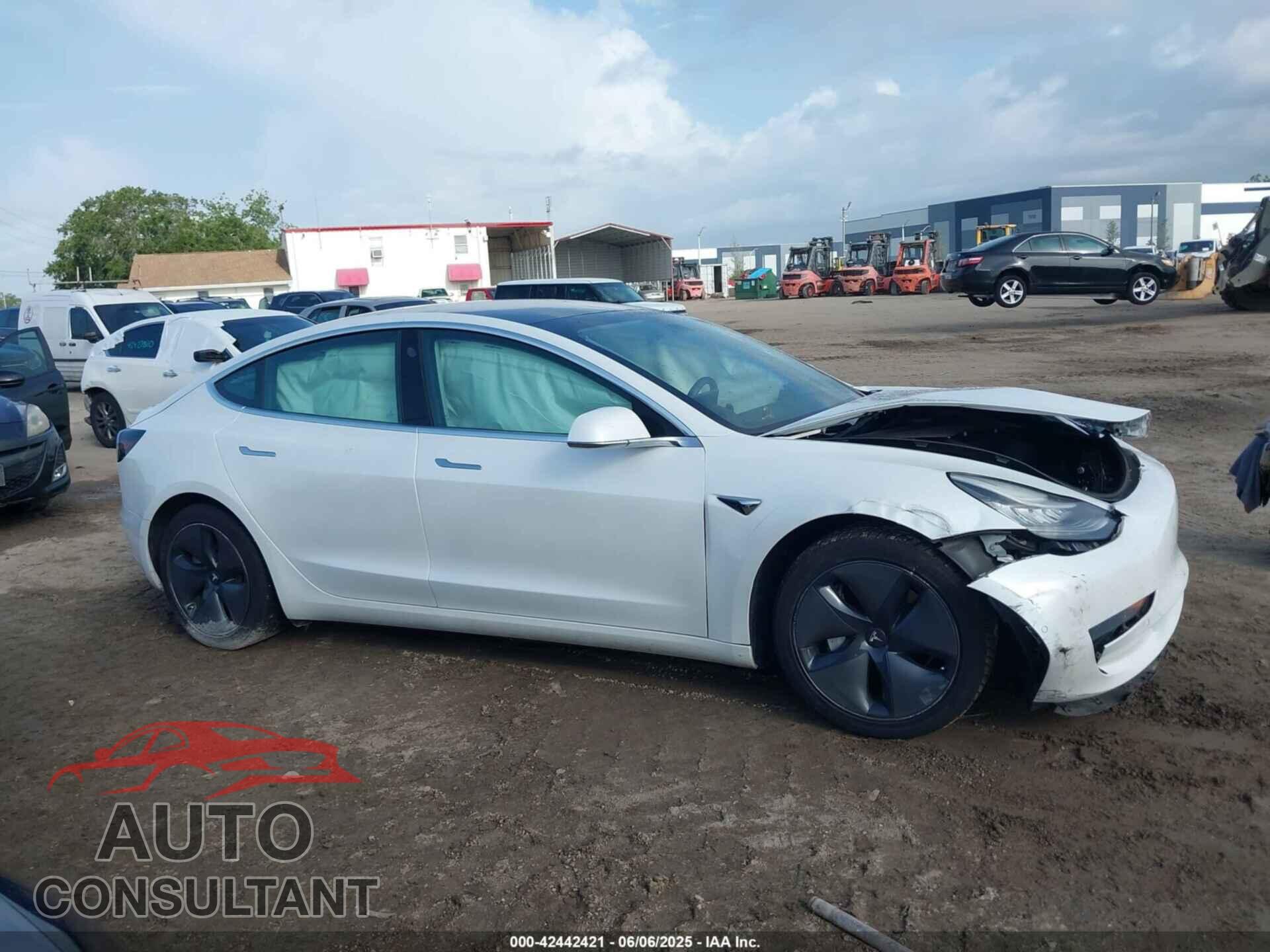 TESLA MODEL 3 2020 - 5YJ3E1EA7LF736977