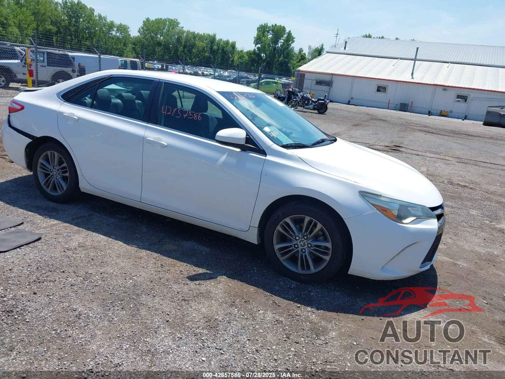 TOYOTA CAMRY 2015 - 4T1BF1FKXFU488747