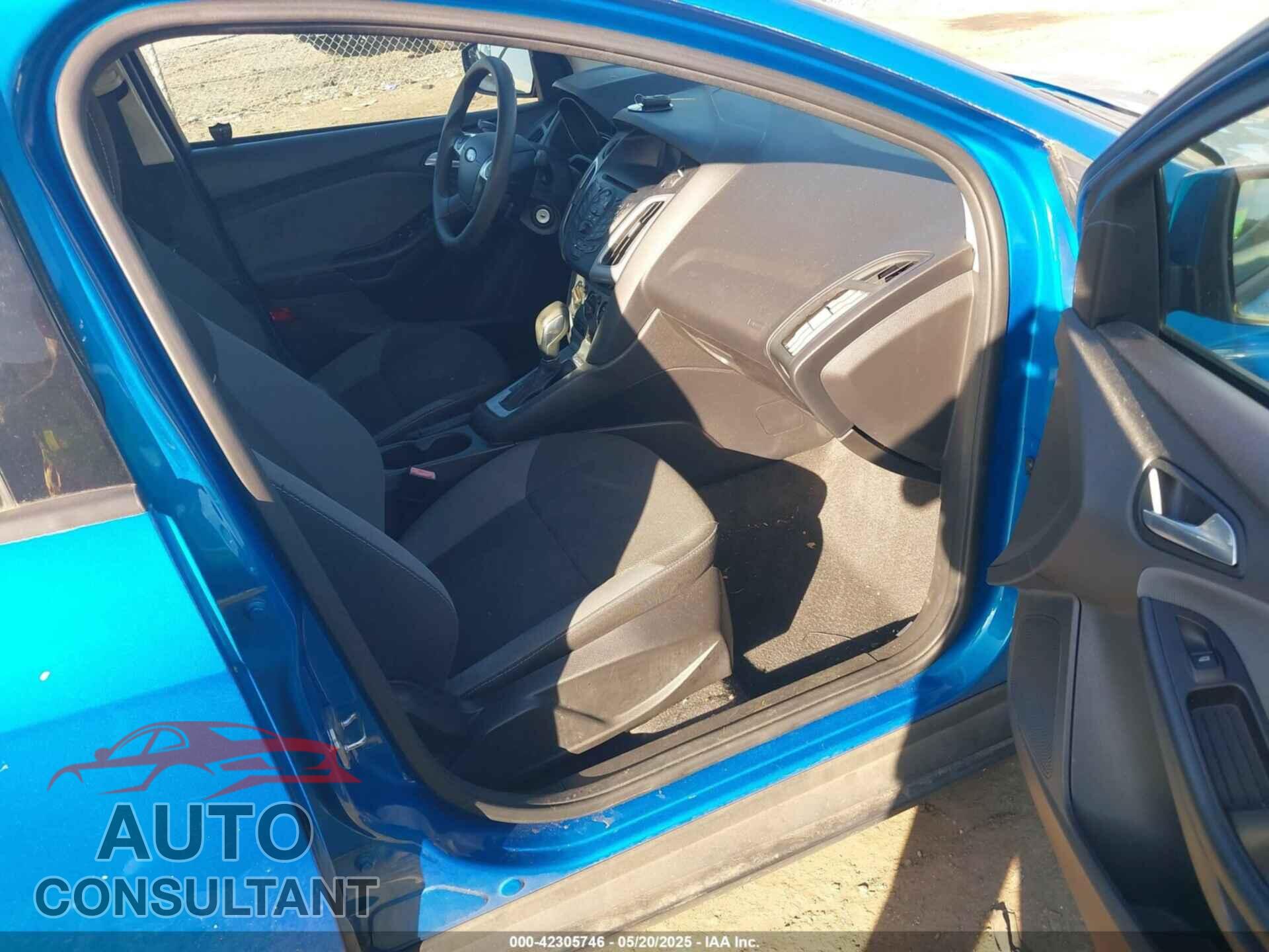 FORD FOCUS 2012 - 1FAHP3F2XCL327992
