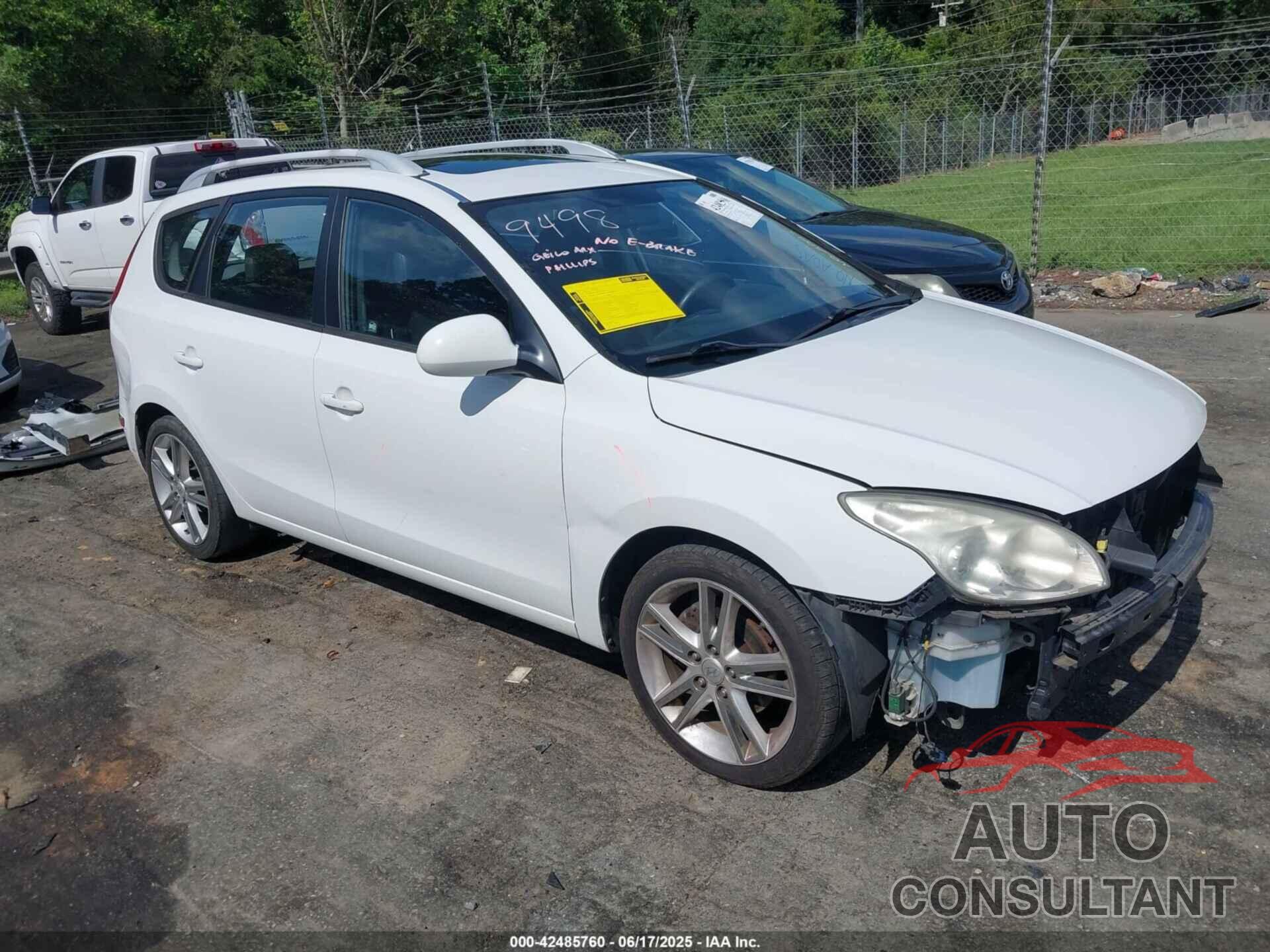 HYUNDAI ELANTRA TOURING 2011 - KMHDC8AE9BU097224