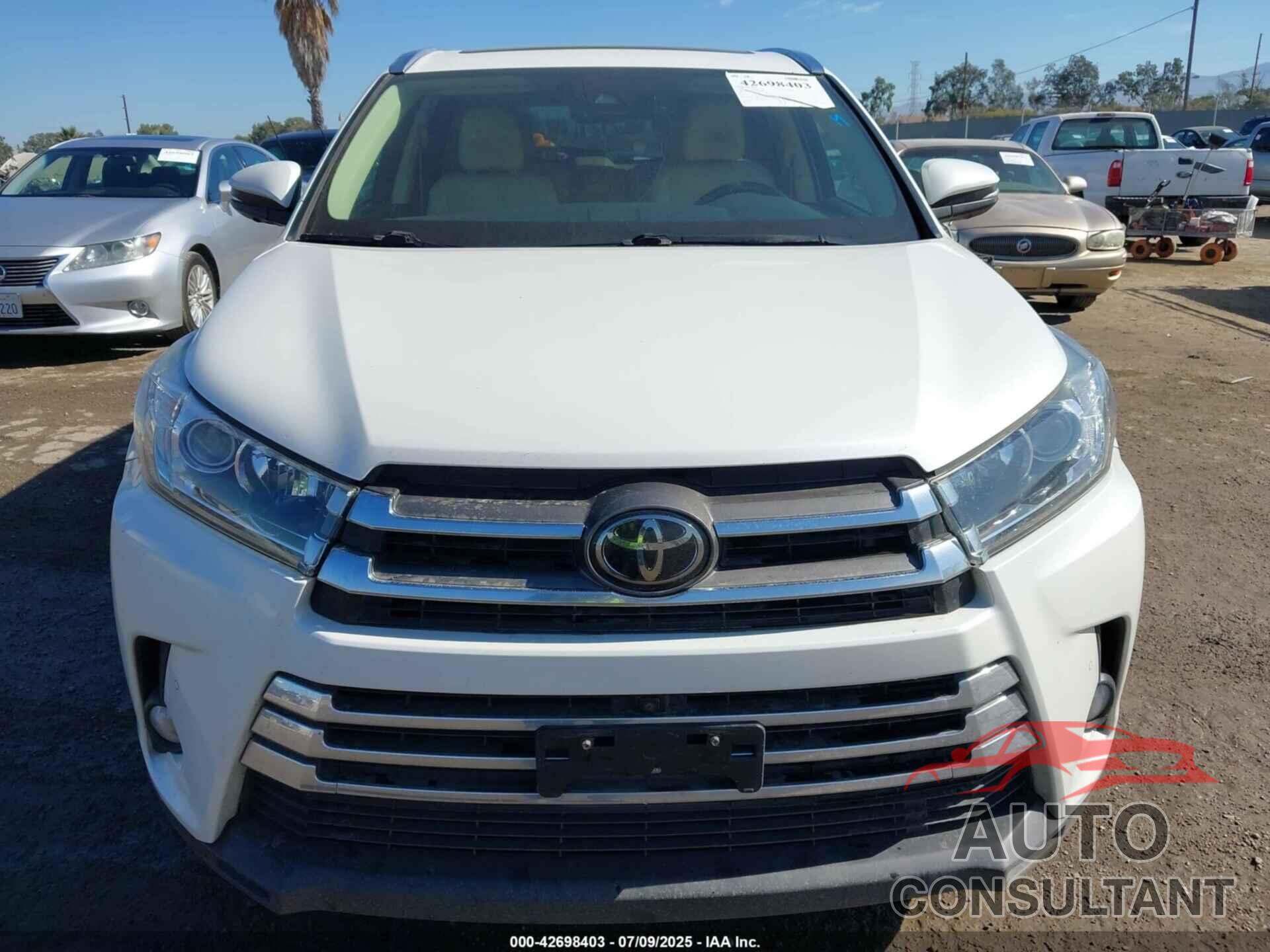 TOYOTA HIGHLANDER 2018 - 5TDYZRFH7JS264597