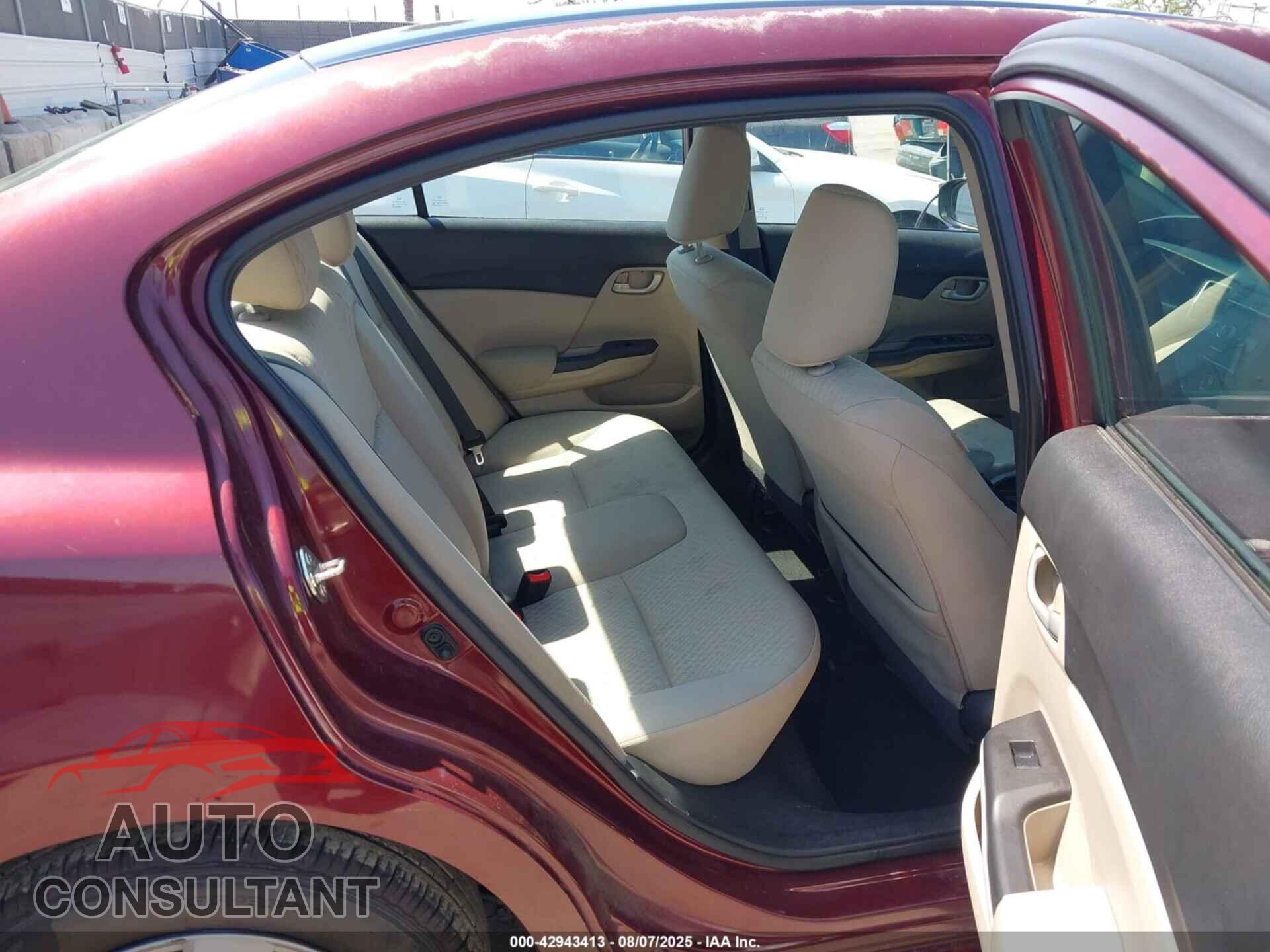 HONDA CIVIC 2015 - 2HGFB2F53FH547062