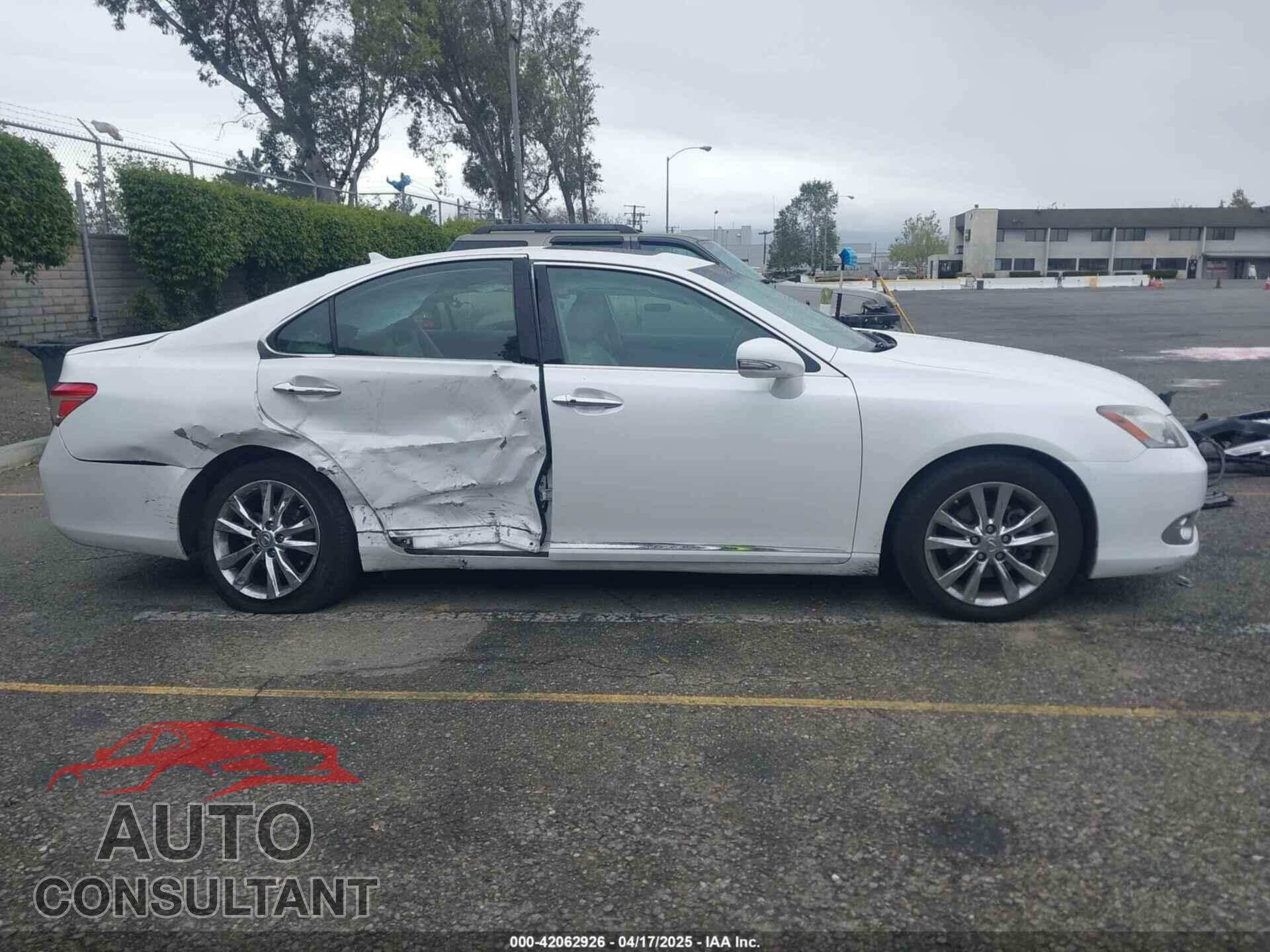 LEXUS ES 350 2011 - JTHBK1EG8B2425485