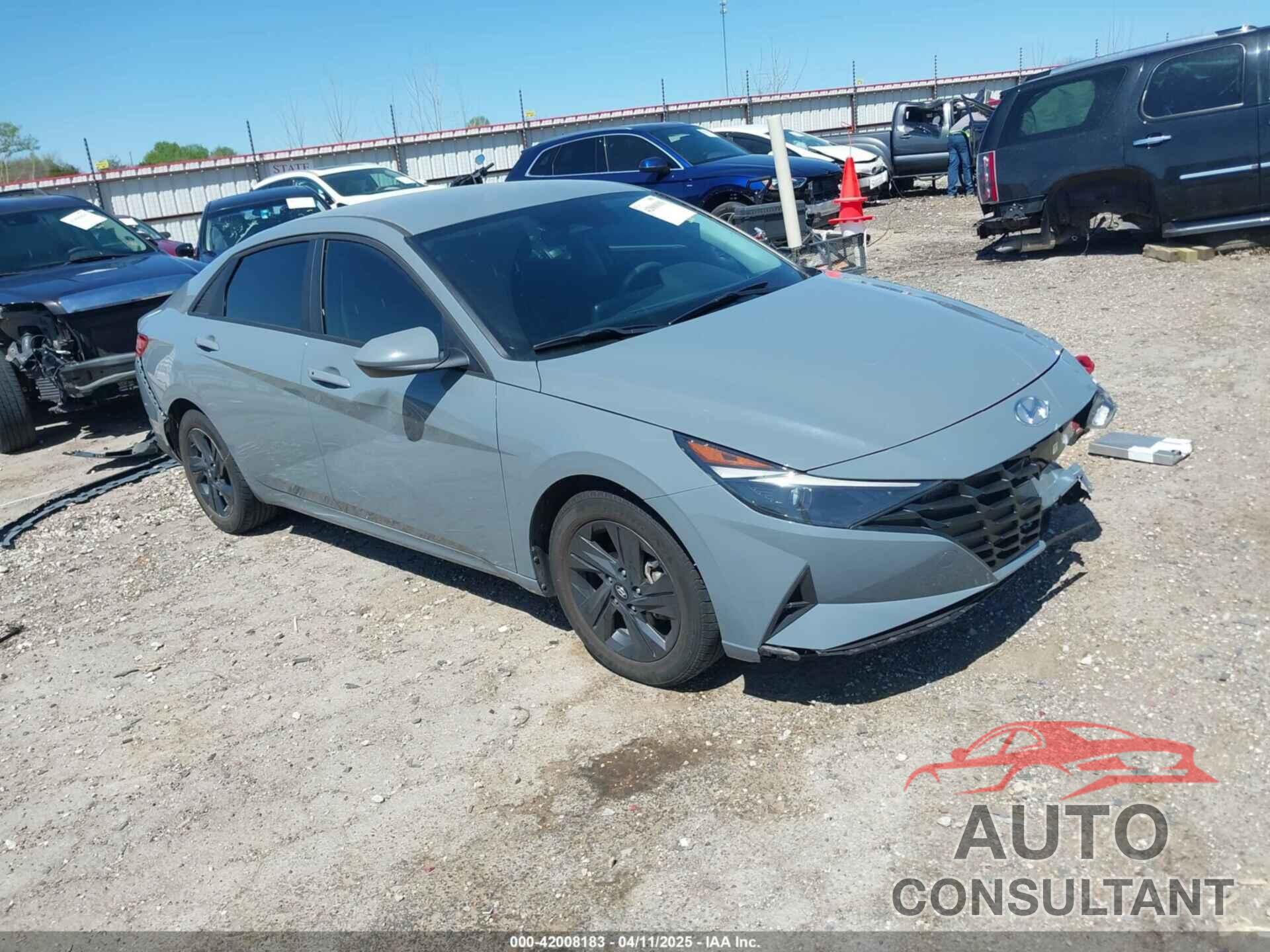 HYUNDAI ELANTRA 2022 - KMHLM4AG5NU365970