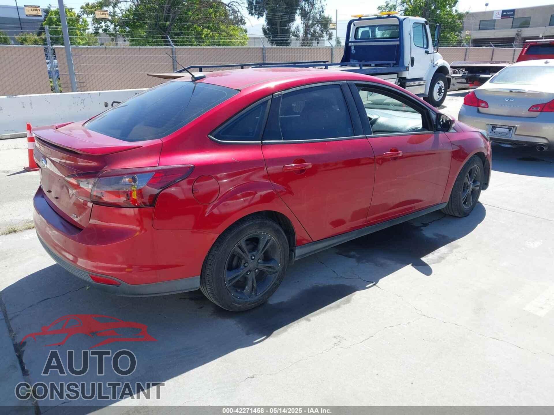 FORD FOCUS 2014 - 1FADP3F24EL162622