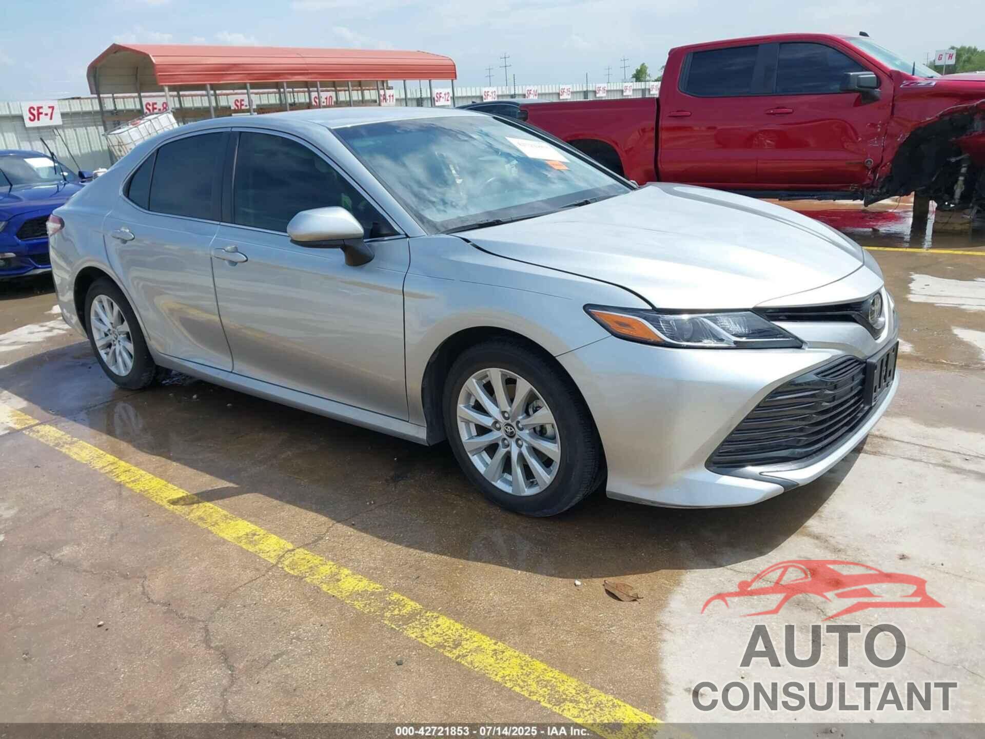 TOYOTA CAMRY 2018 - JTNB11HK6J3017592