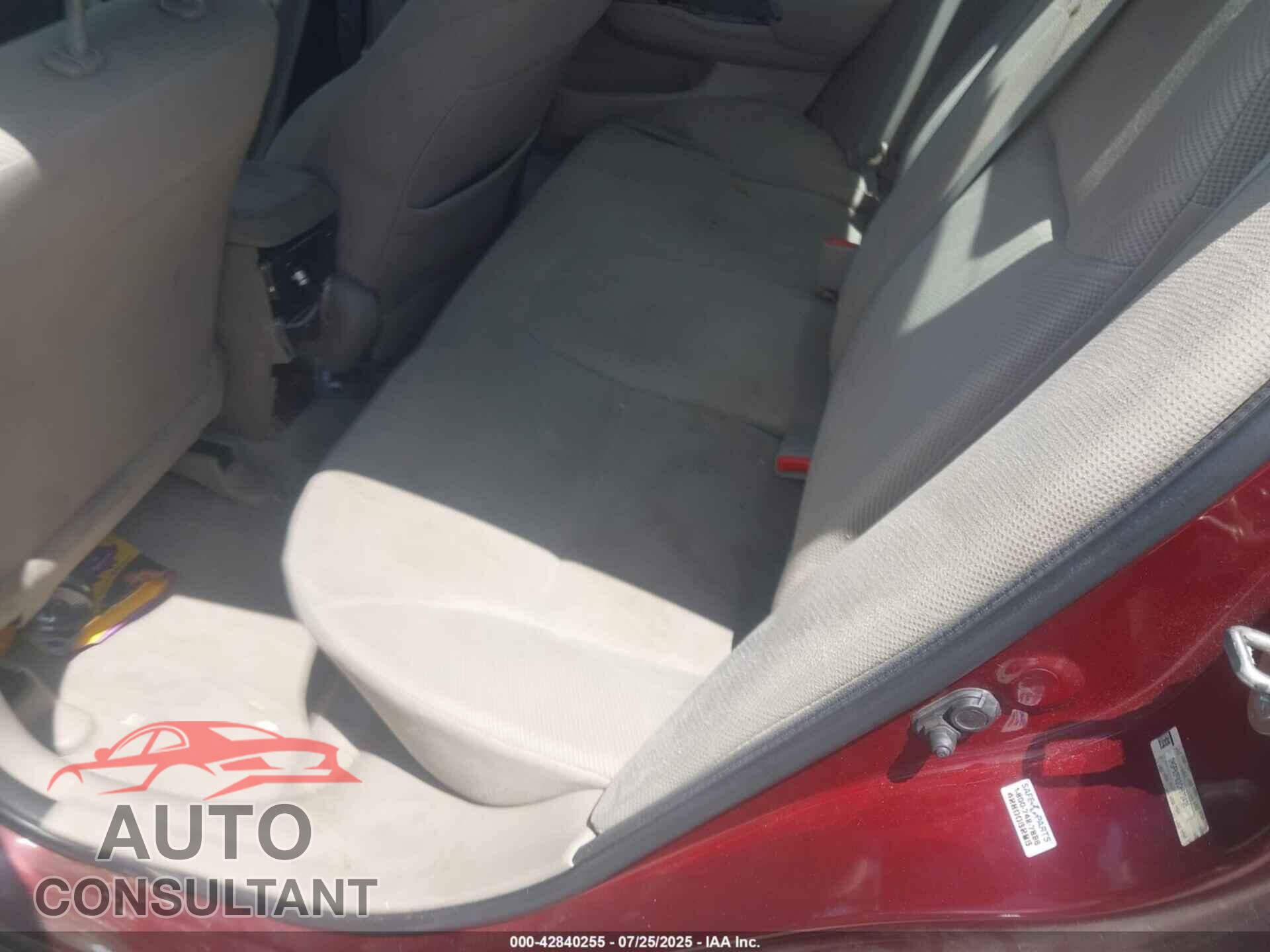 HONDA CIVIC 2012 - 2HGFB2F83CH572405