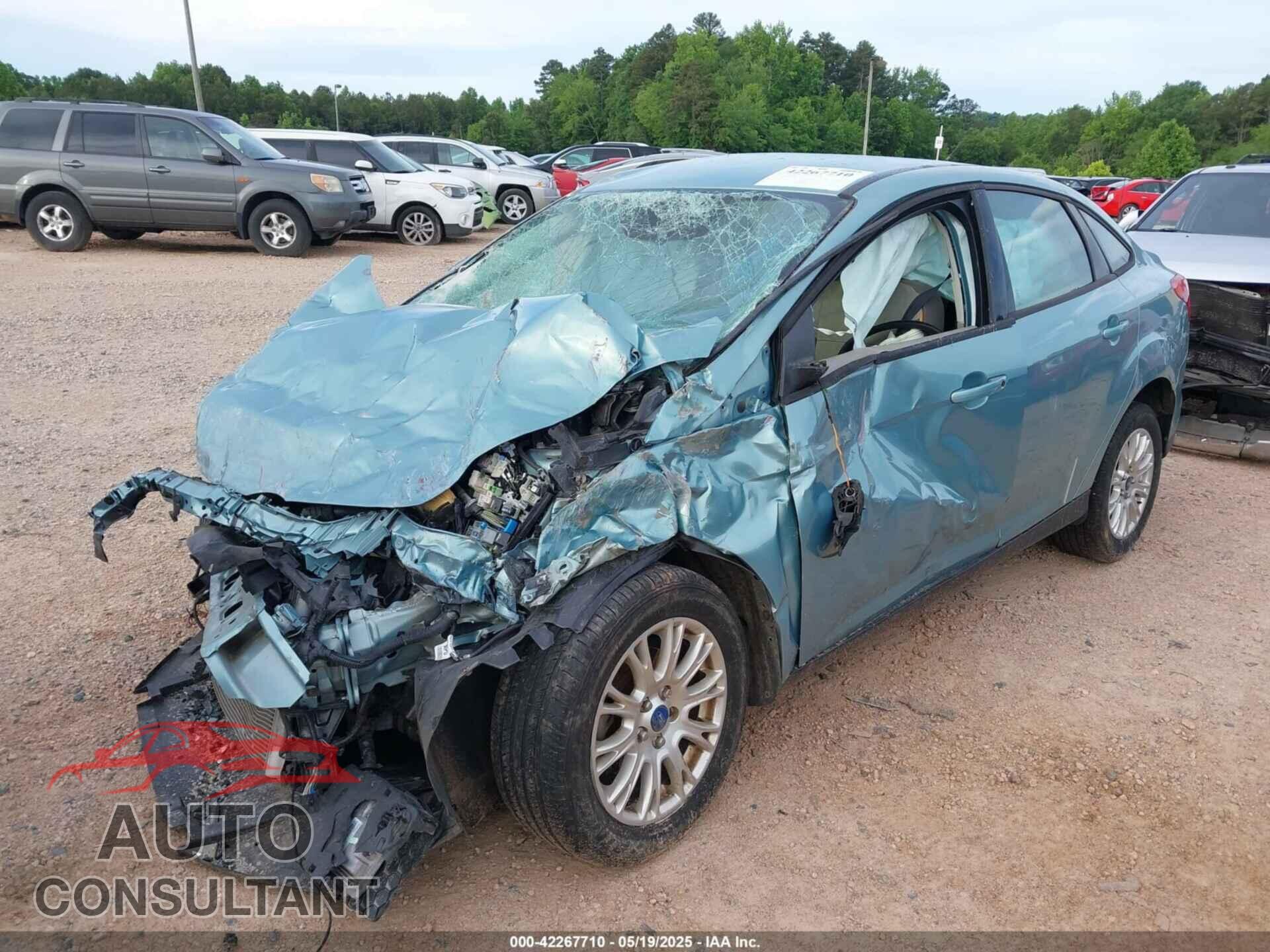 FORD FOCUS 2012 - 1FAHP3F22CL375521