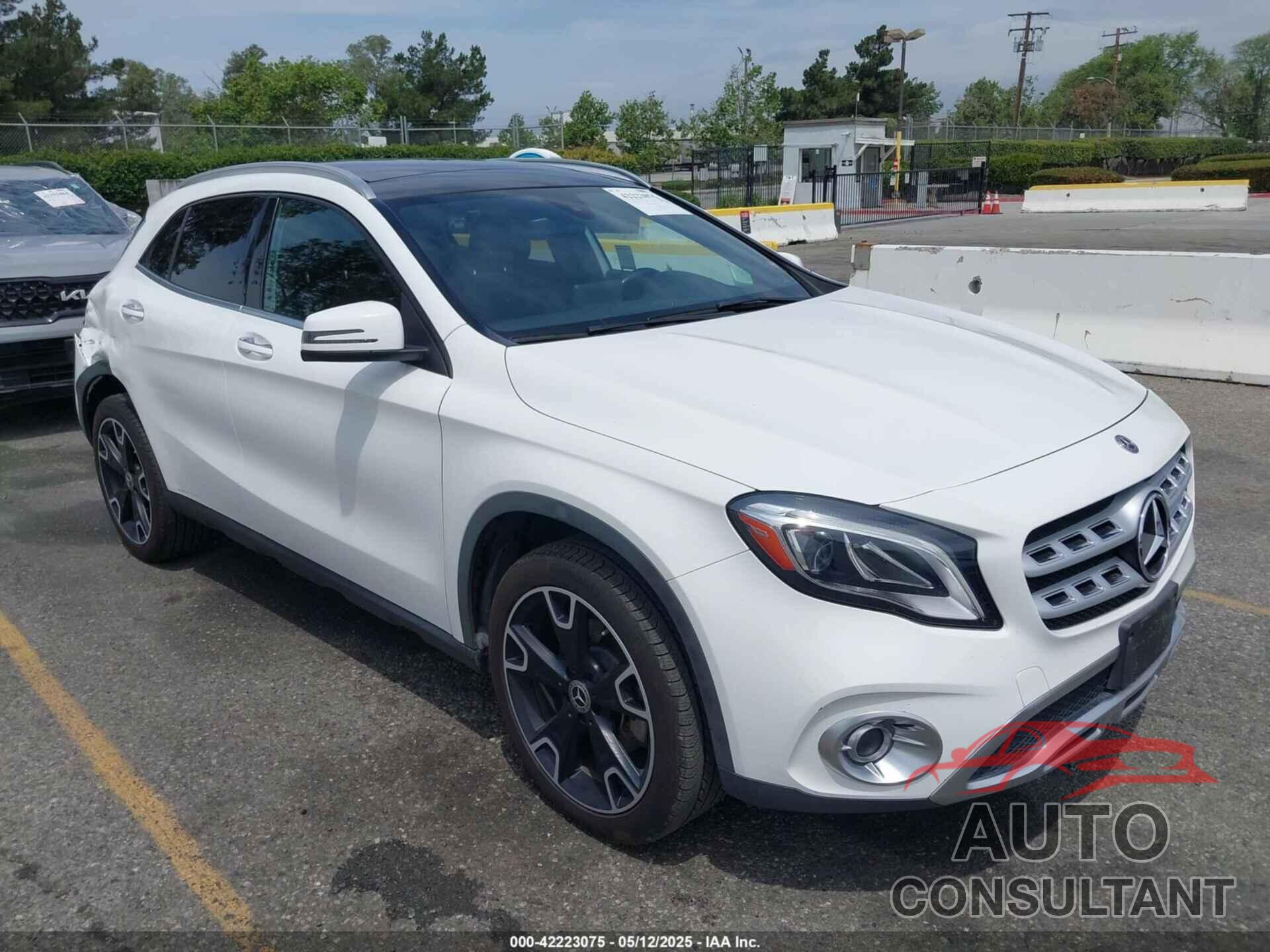 MERCEDES-BENZ GLA 250 2019 - WDCTG4EB9KJ550931
