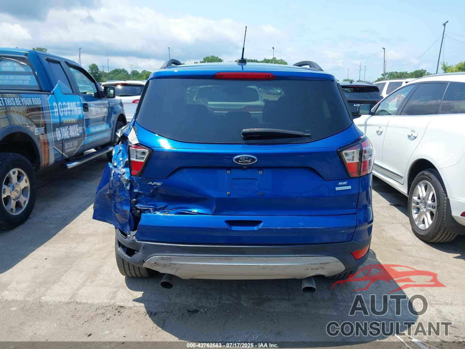 FORD ESCAPE 2018 - 1FMCU0GD7JUD35630