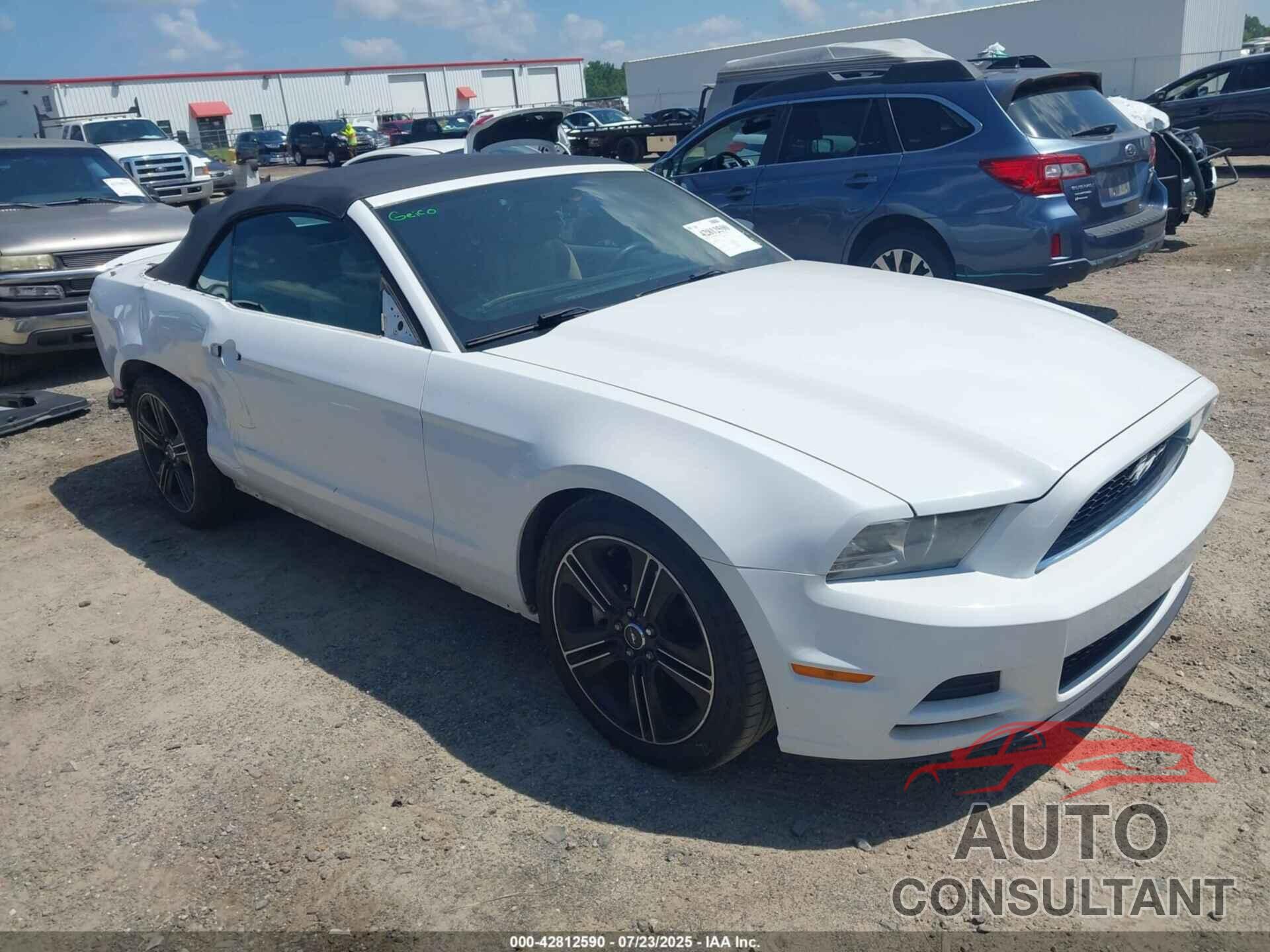FORD MUSTANG 2014 - 1ZVBP8EM0E5208224