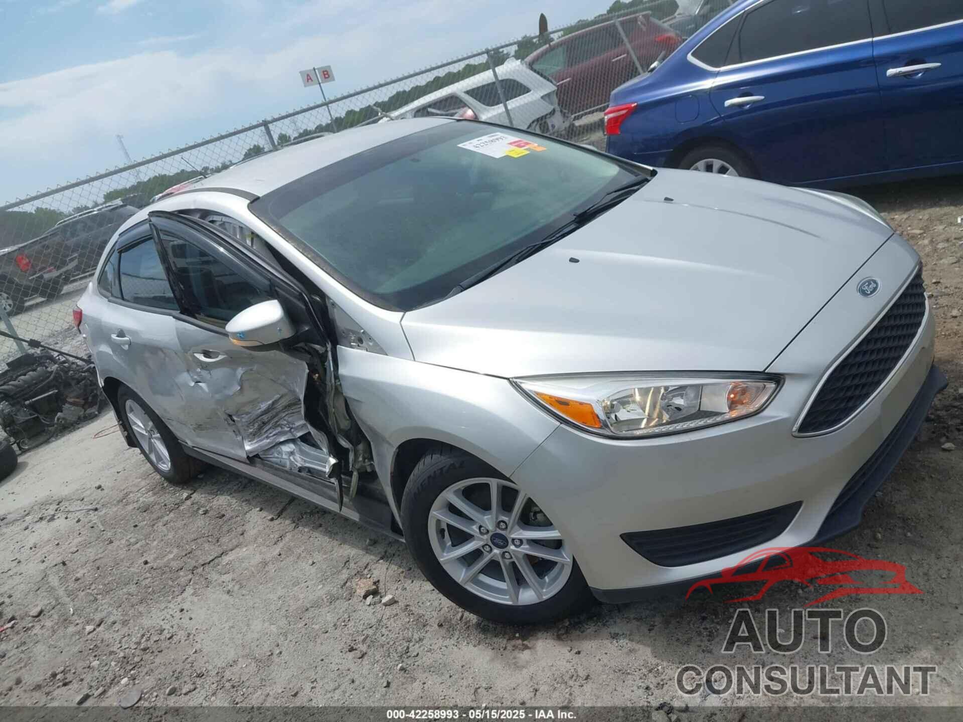 FORD FOCUS 2017 - 1FADP3F28HL227699