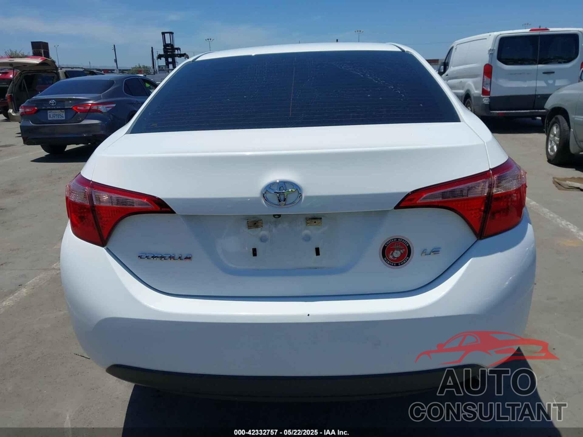 TOYOTA COROLLA 2018 - 5YFBURHE9JP835586