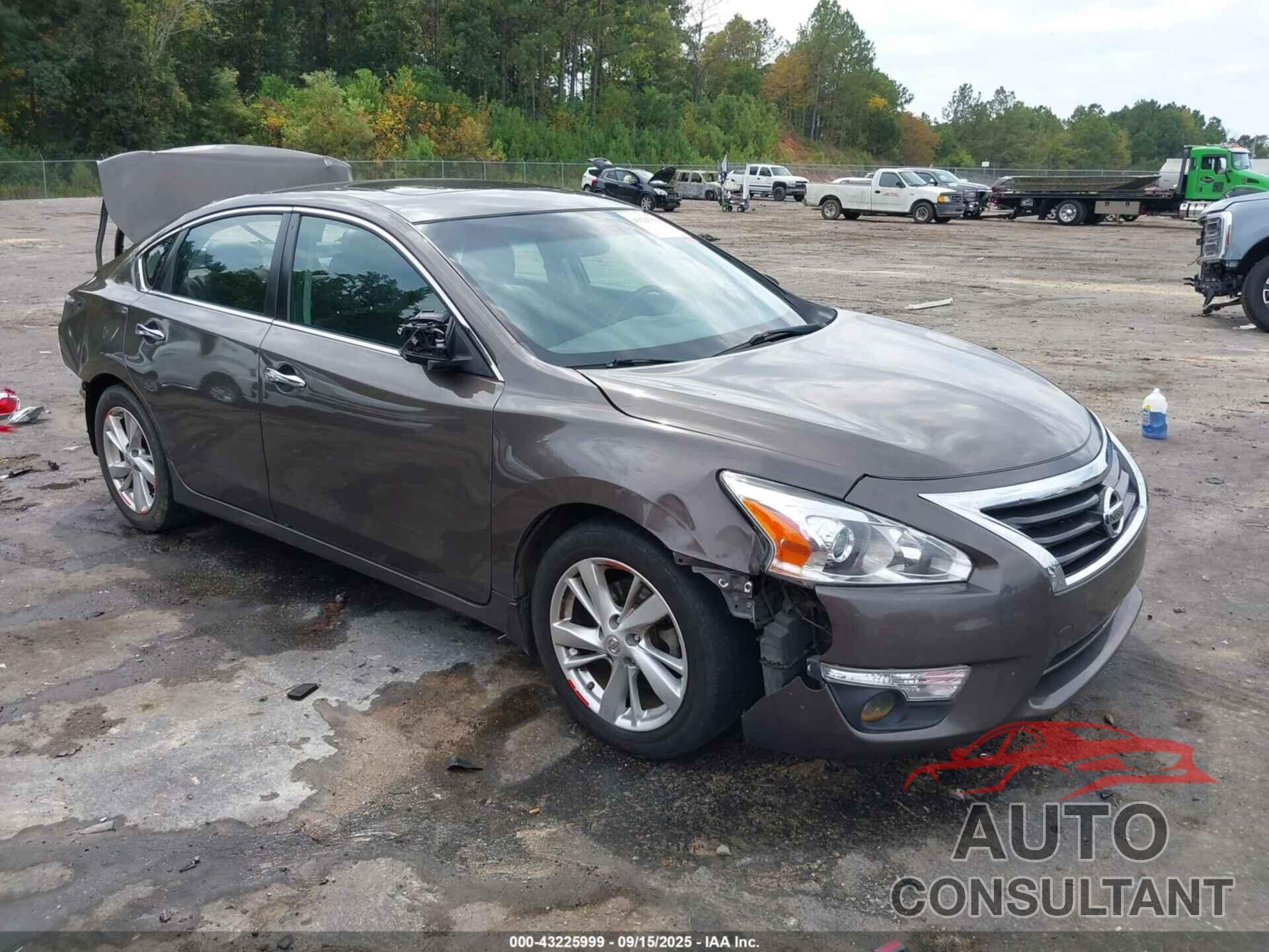 NISSAN ALTIMA 2015 - 1N4AL3AP1FC249039