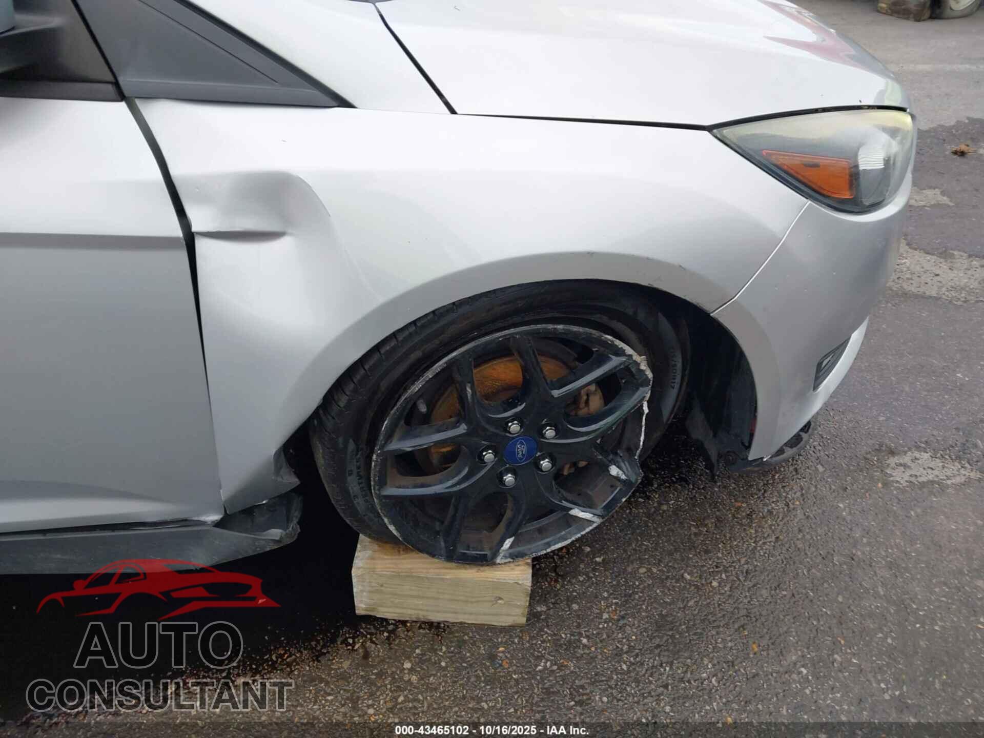 FORD FOCUS 2016 - 1FADP3F26GL234018