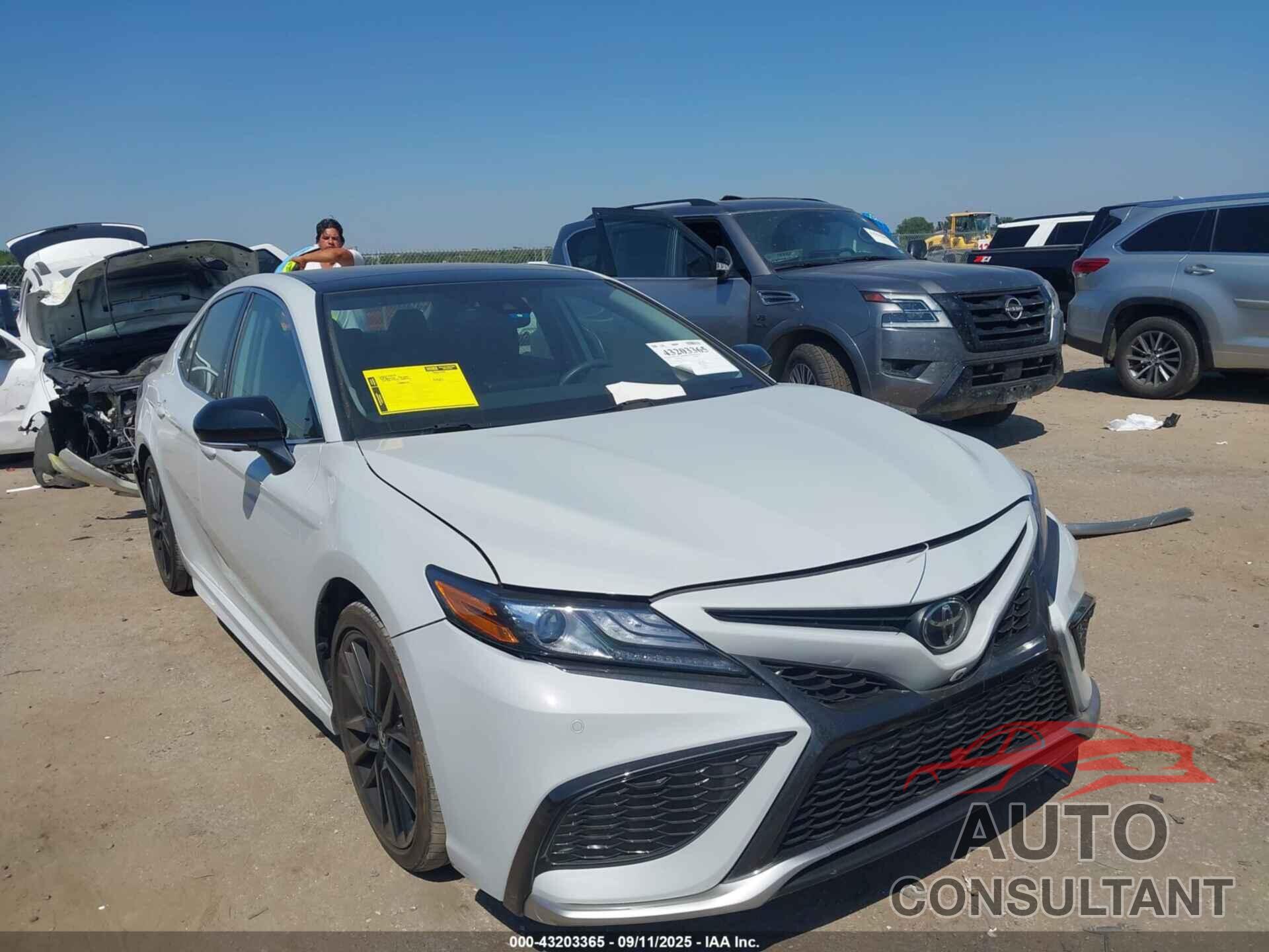 TOYOTA CAMRY 2023 - 4T1KZ1AKXPU073105
