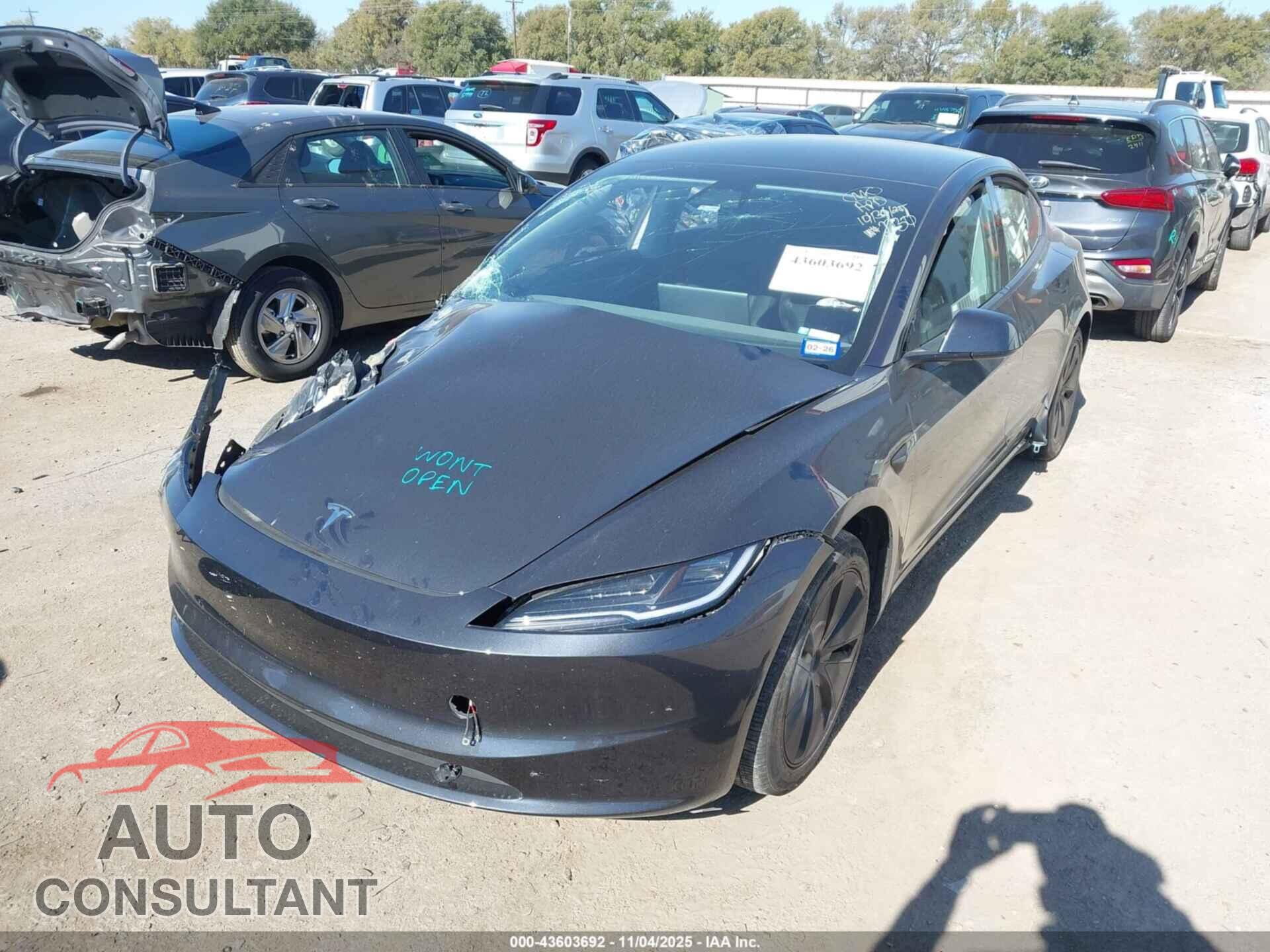 TESLA MODEL 3 2024 - 5YJ3E1EA3RF722230