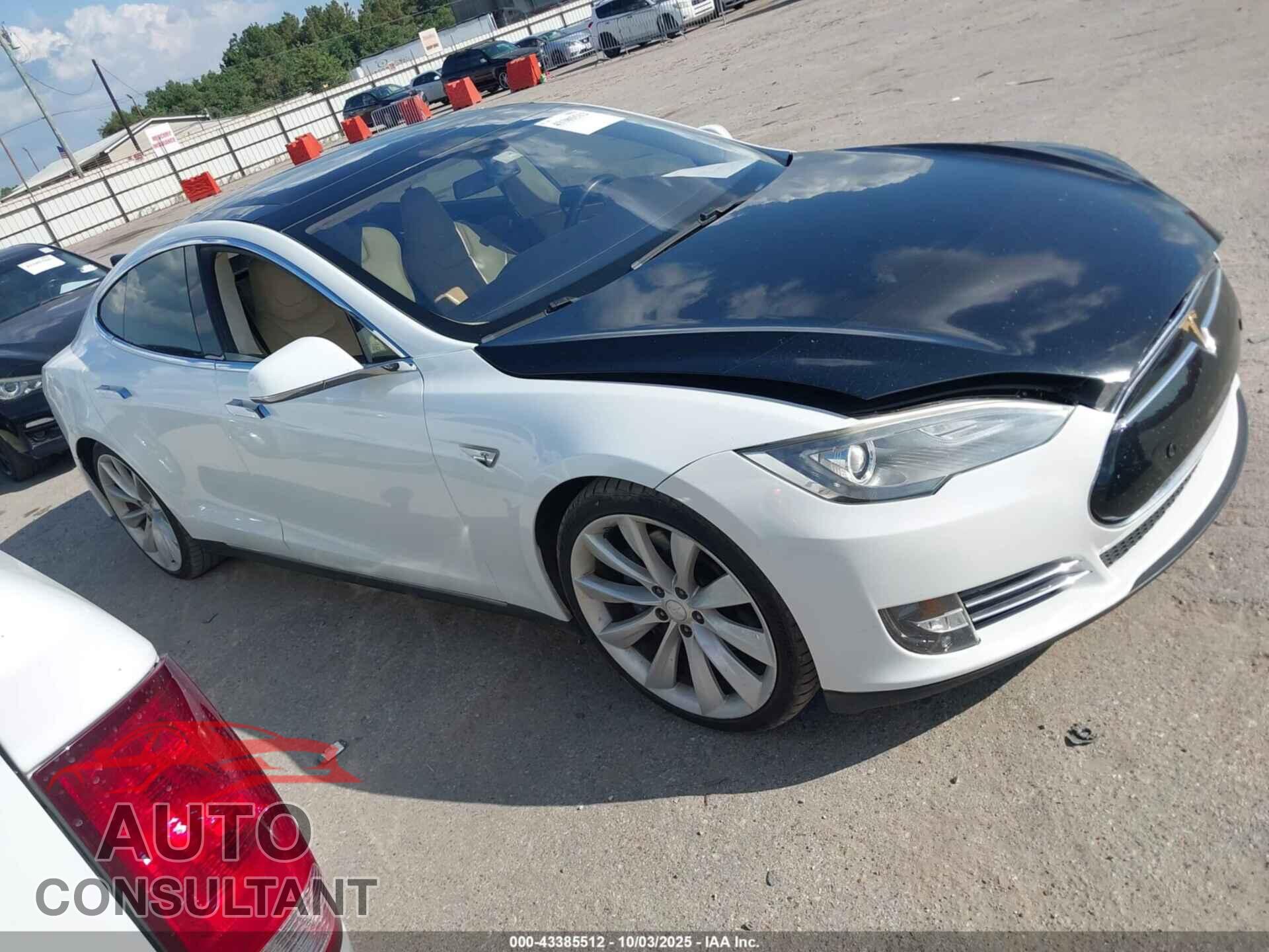 TESLA MODEL S 2012 - 5YJSA1DN1CFP02545