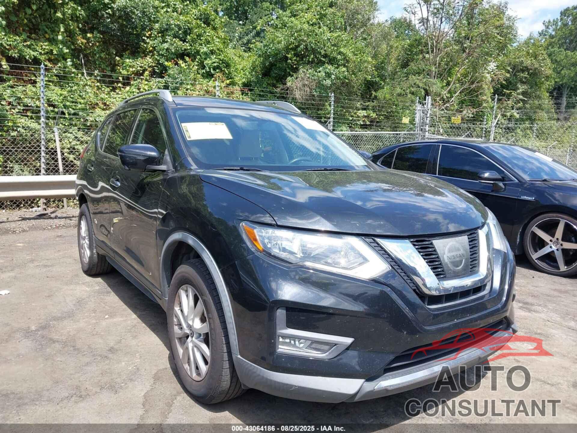 NISSAN ROGUE 2017 - KNMAT2MV6HP595307