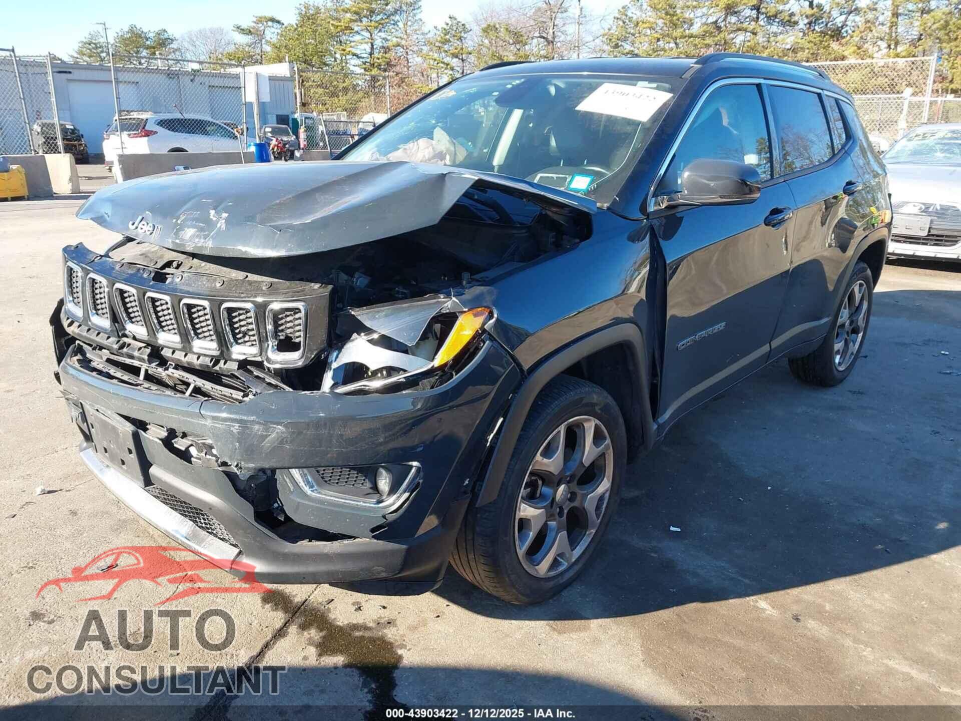 JEEP COMPASS 2018 - 3C4NJDCB2JT180237
