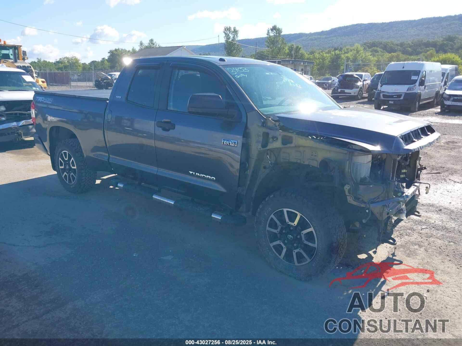 TOYOTA TUNDRA 2017 - 5TFUY5F11HX594270