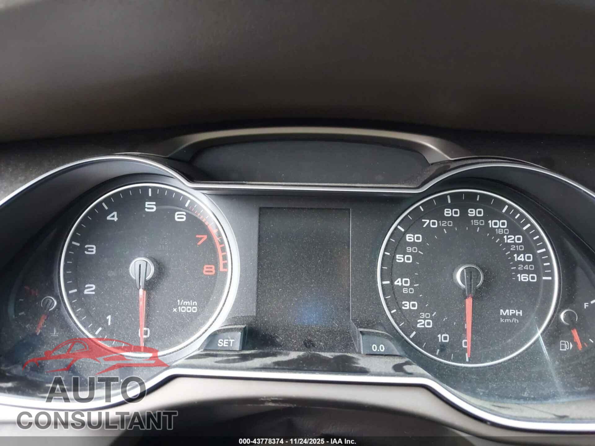 AUDI A4 2013 - WAUEFAFL8DN036519