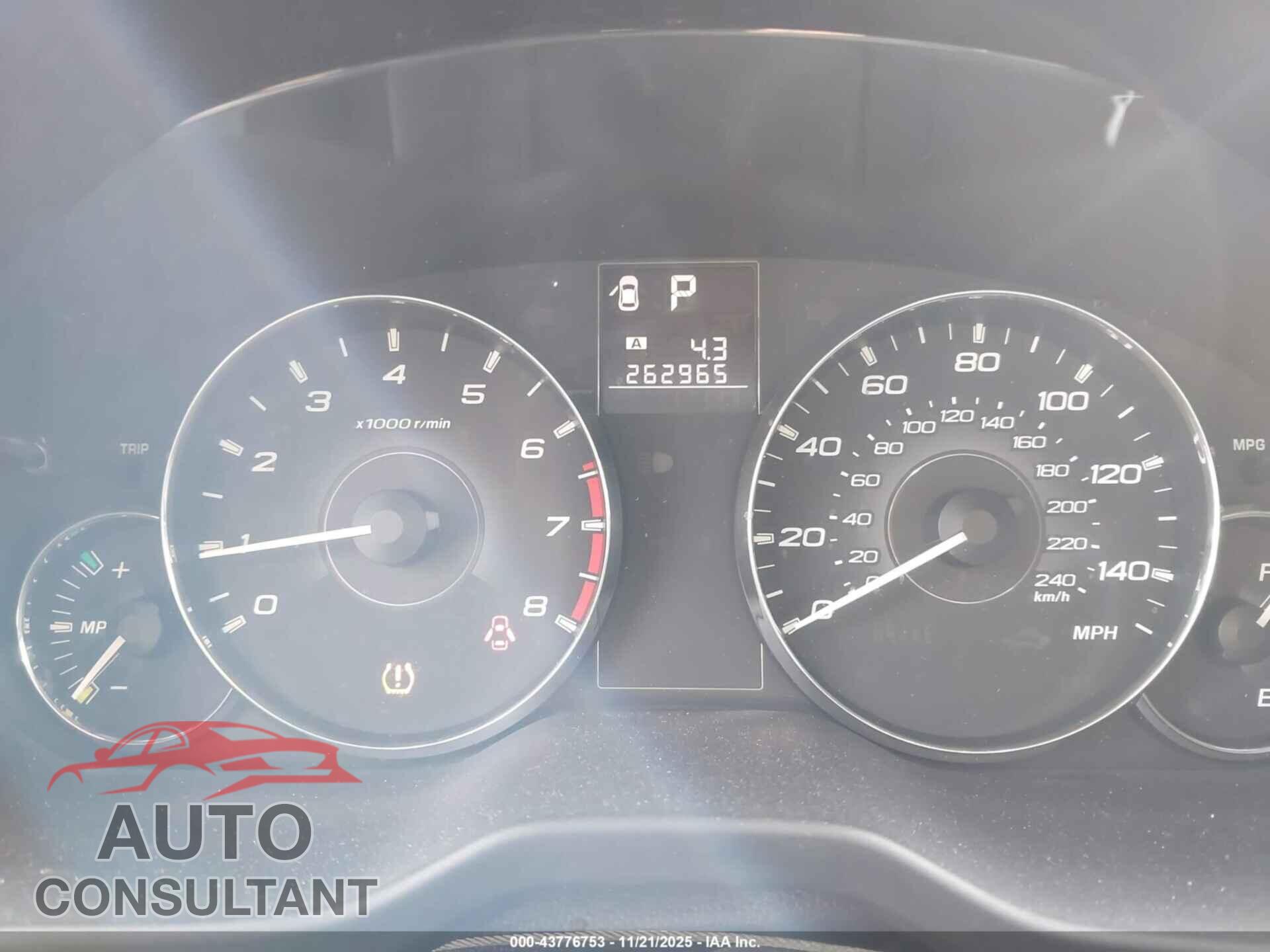 SUBARU OUTBACK 2011 - 4S4BRBCC7B3432047