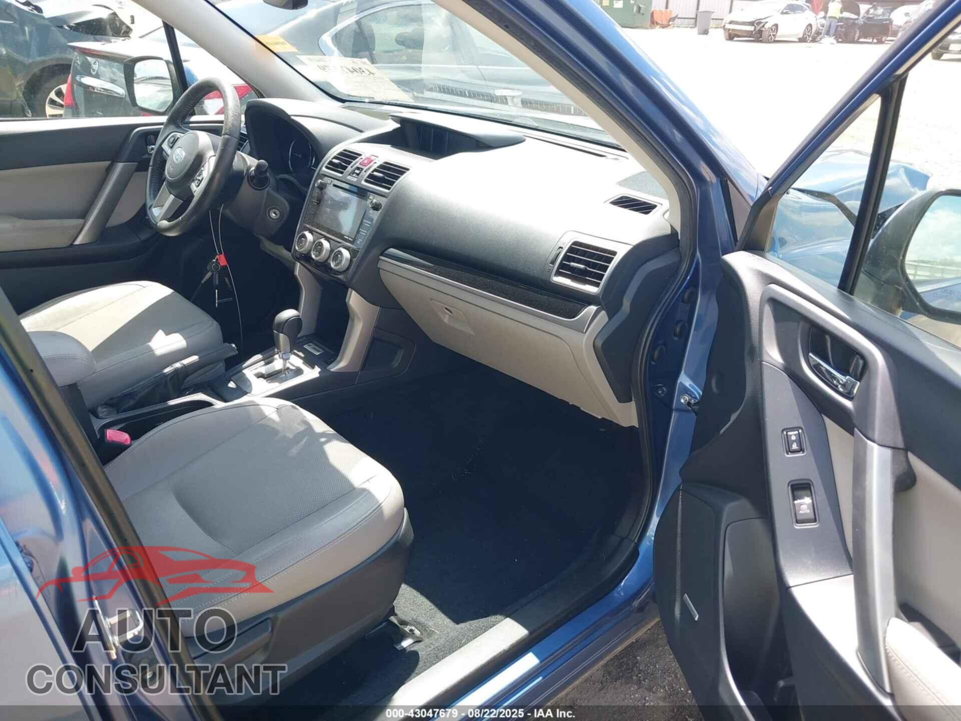 SUBARU FORESTER 2017 - JF2SJARC1HH516892