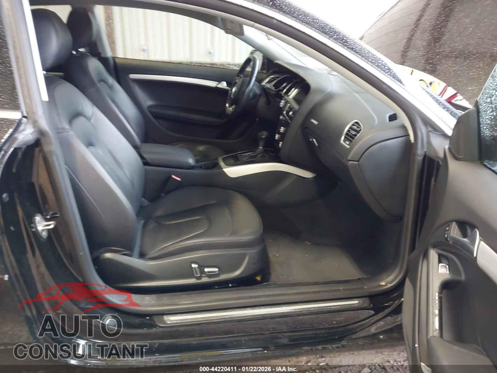 AUDI A5 2013 - WAUCFAFR5DA042085