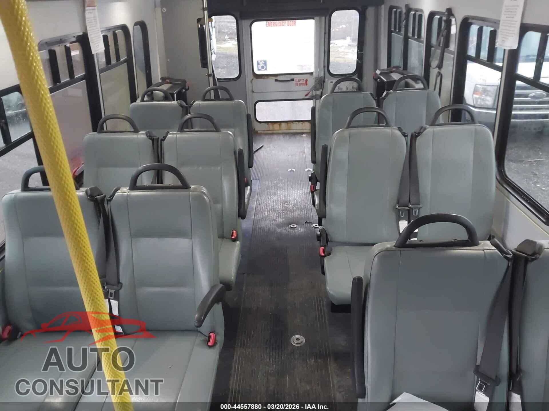 FORD E-450 CUTAWAY 2017 - 1FDFE4FS2HDC20705