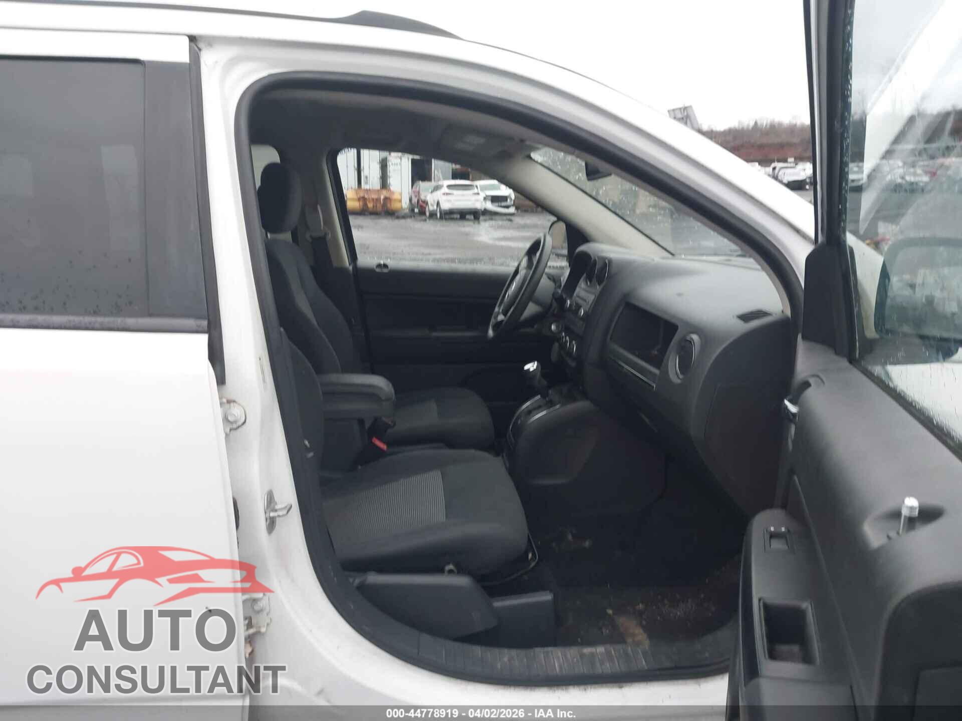 JEEP COMPASS 2012 - 1C4NJDBB0CD676518