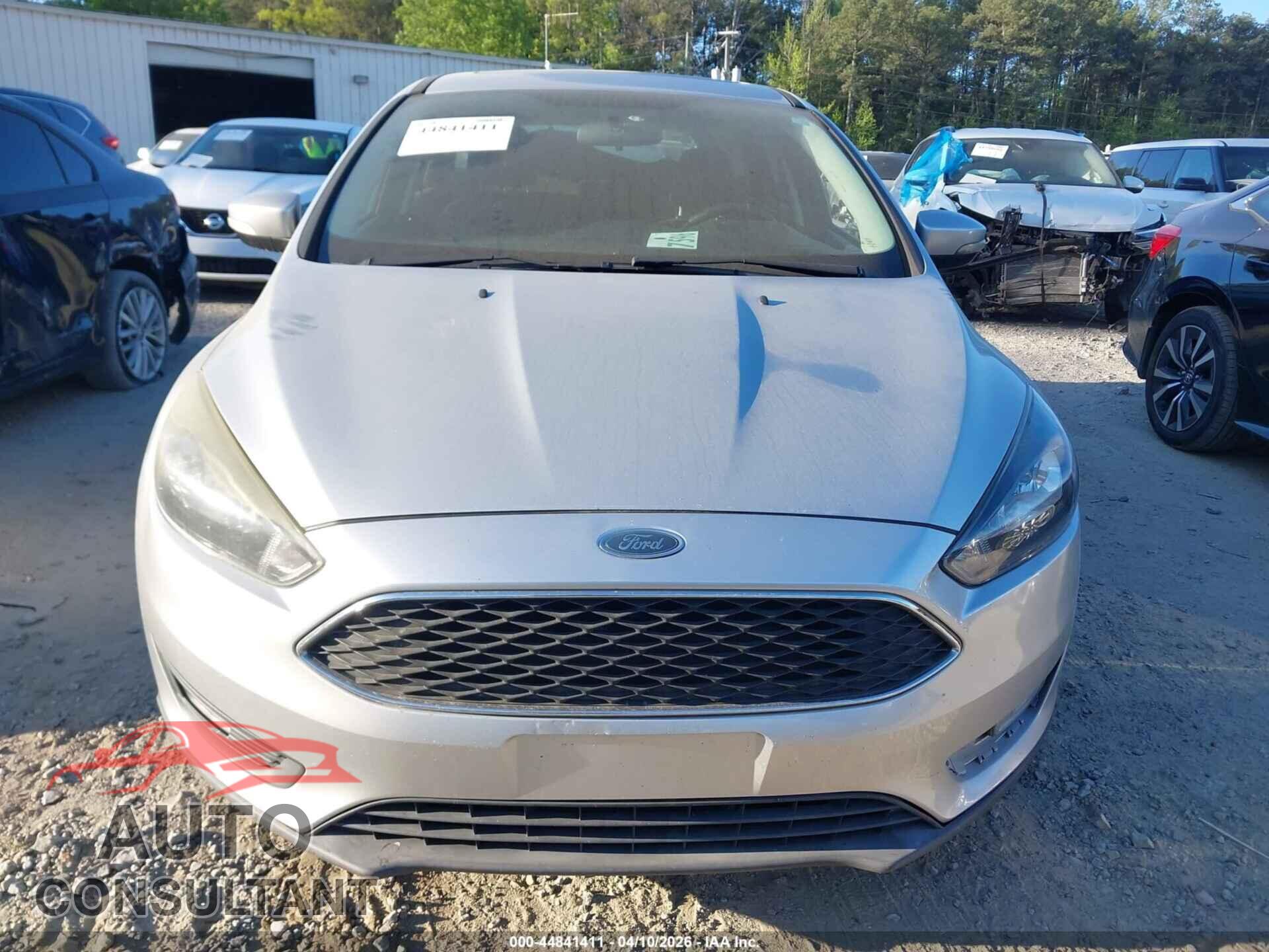 FORD FOCUS 2016 - 1FADP3K29GL299533