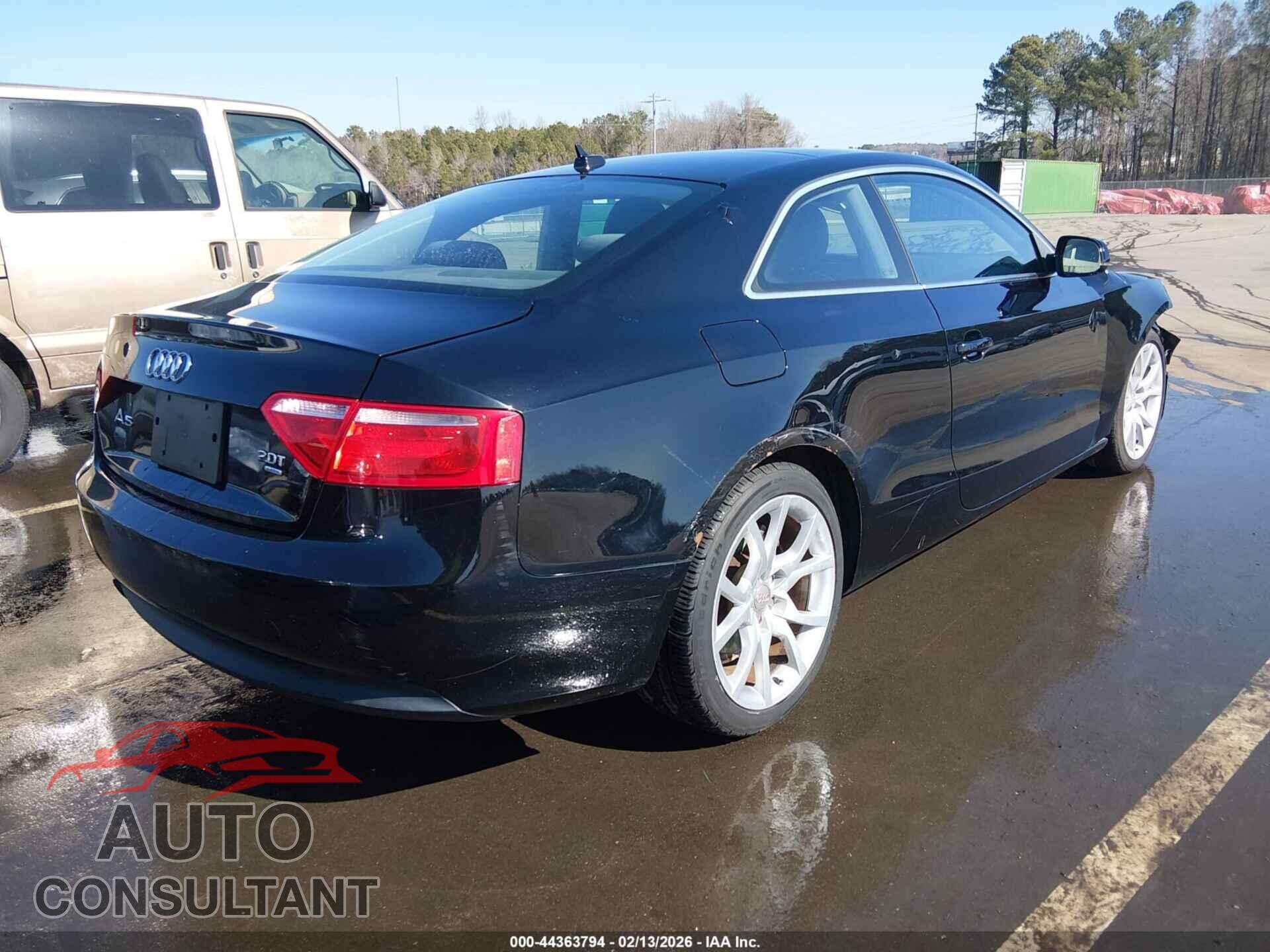 AUDI A5 2012 - WAUCFAFR4CA004135