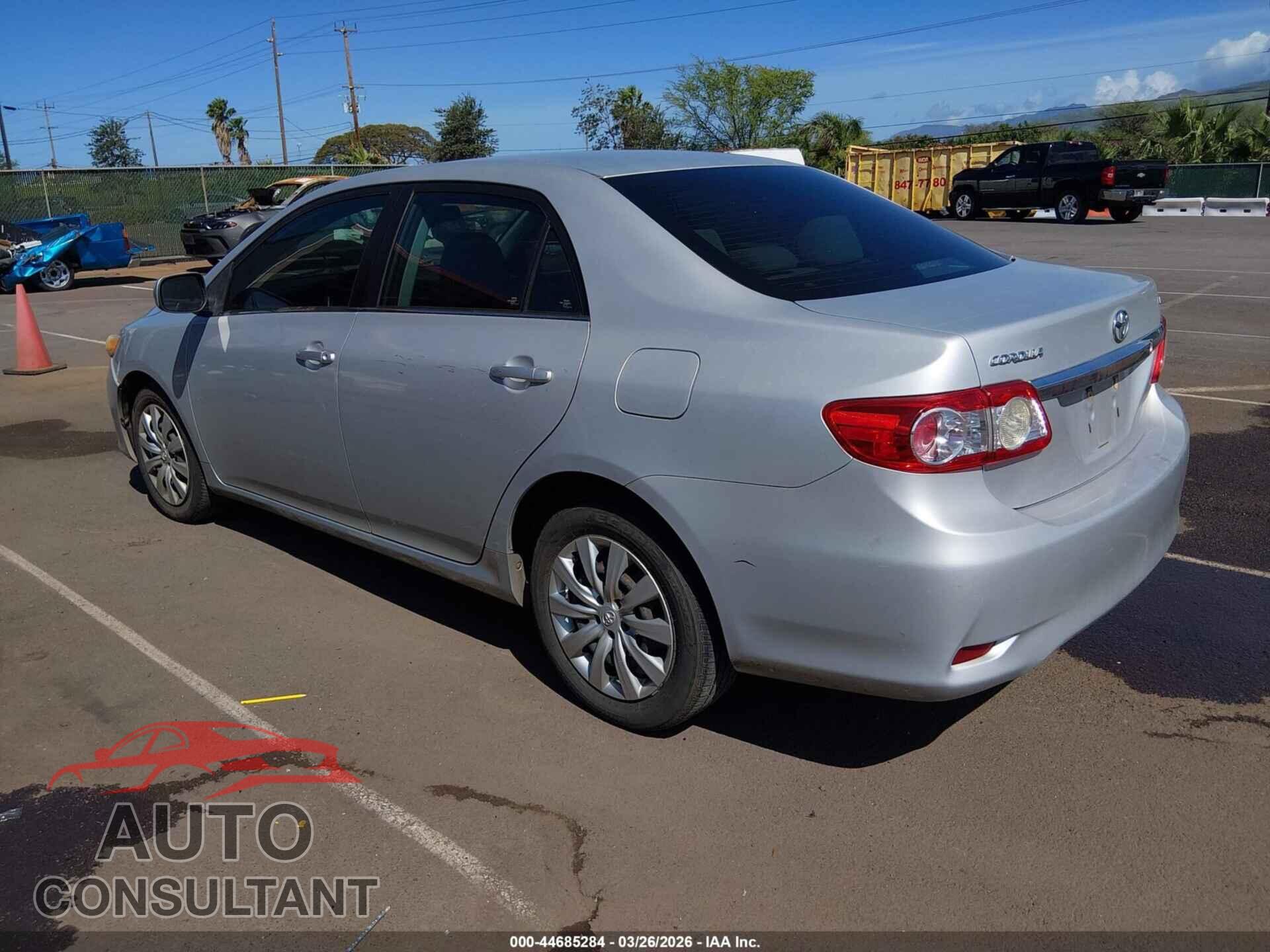 TOYOTA COROLLA 2013 - 2T1BU4EE9DC020705