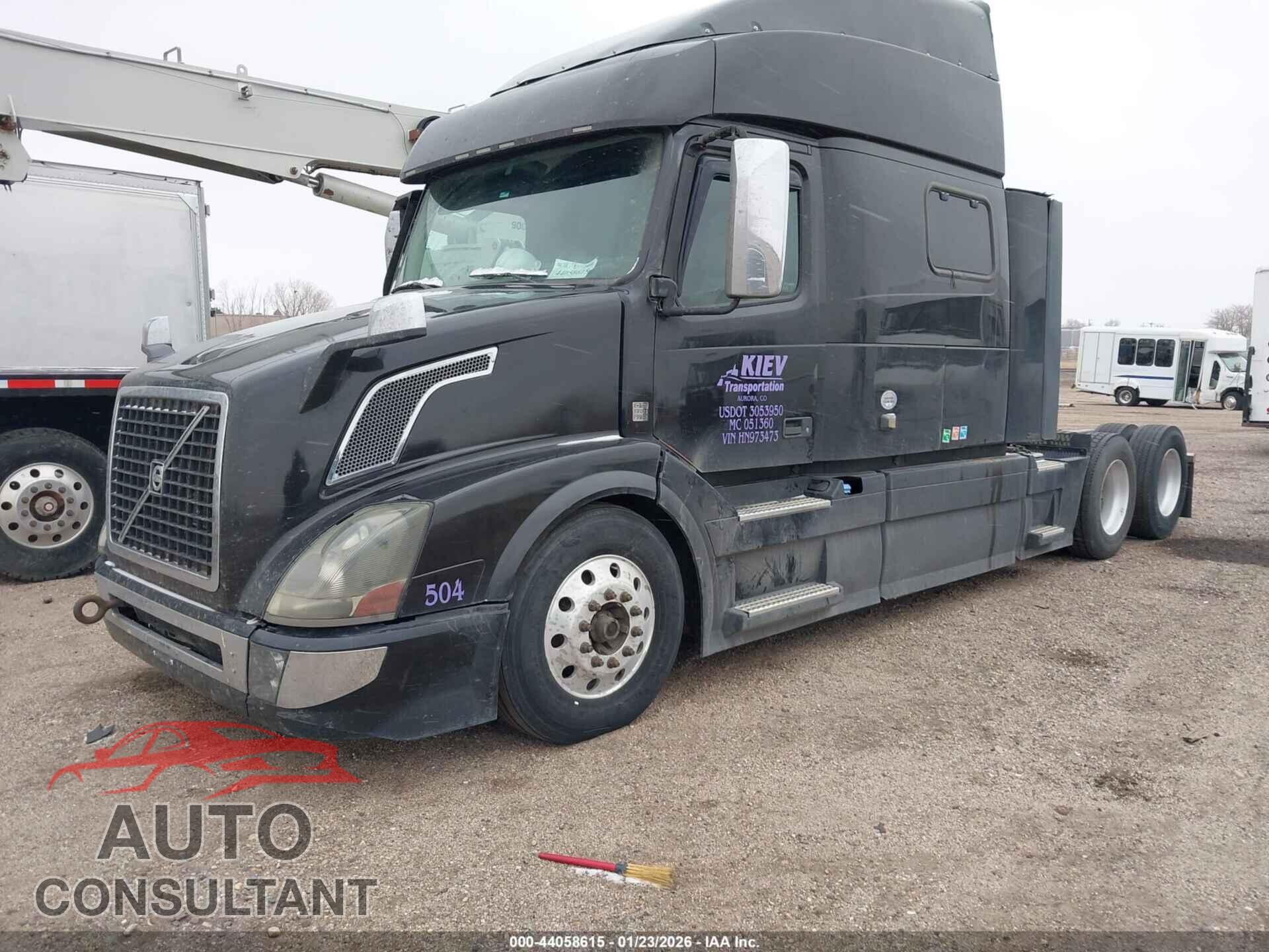 VOLVO VNL 2017 - 4V4NC9EH3HN973473