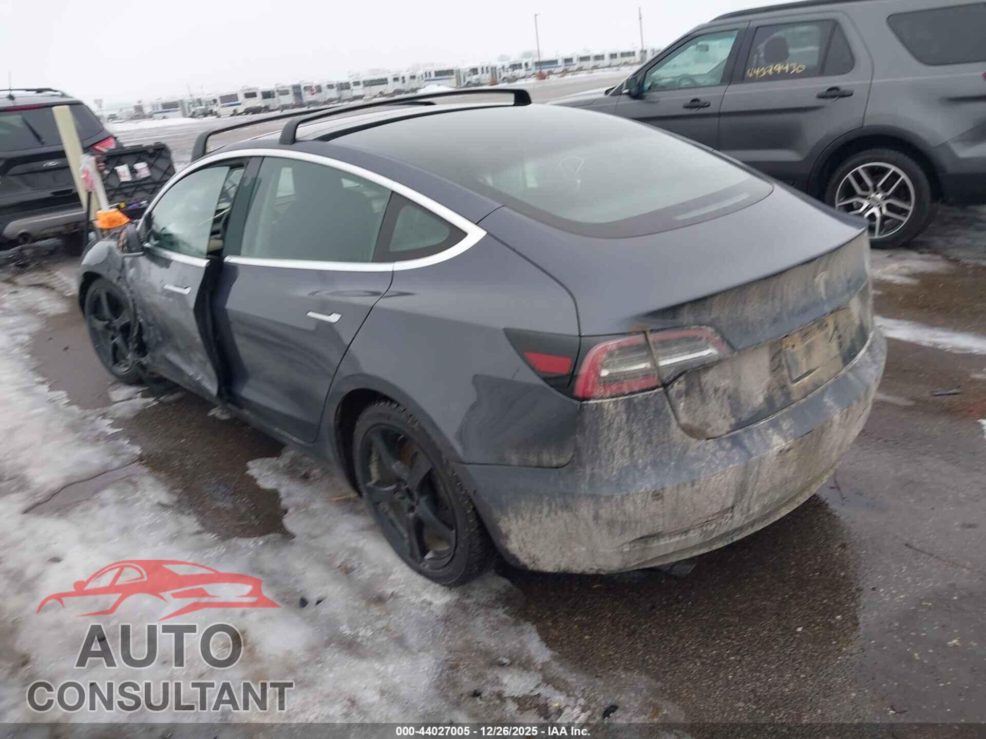 TESLA MODEL 3 2019 - 5YJ3E1EA9KF325661