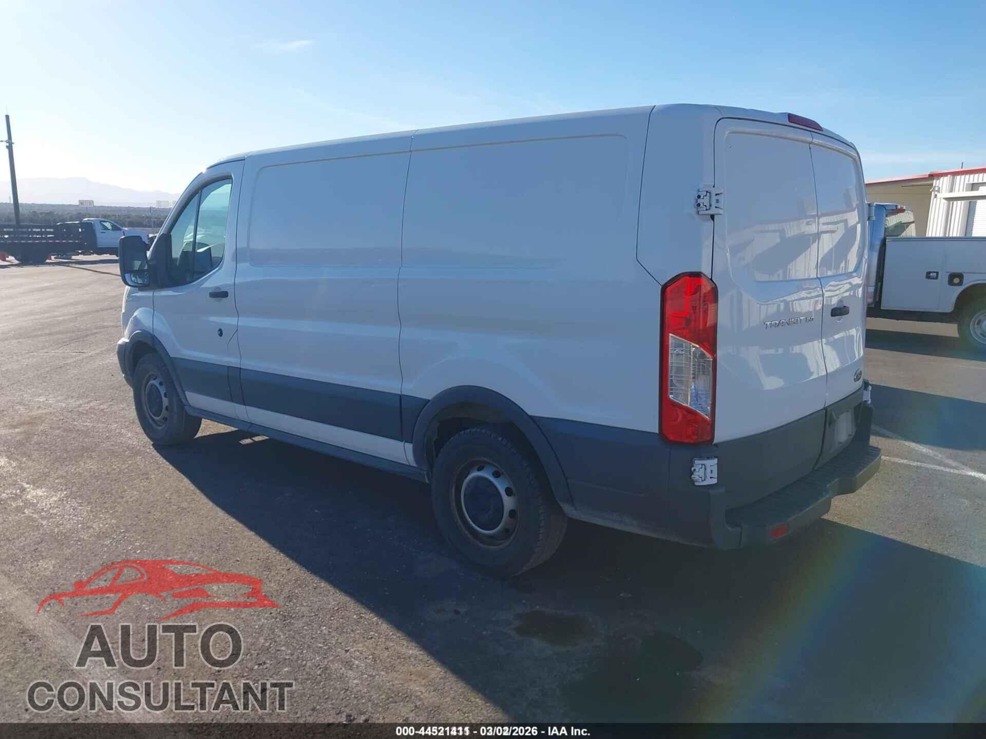 FORD TRANSIT-150 2015 - 1FTNE1YM5FKB30101